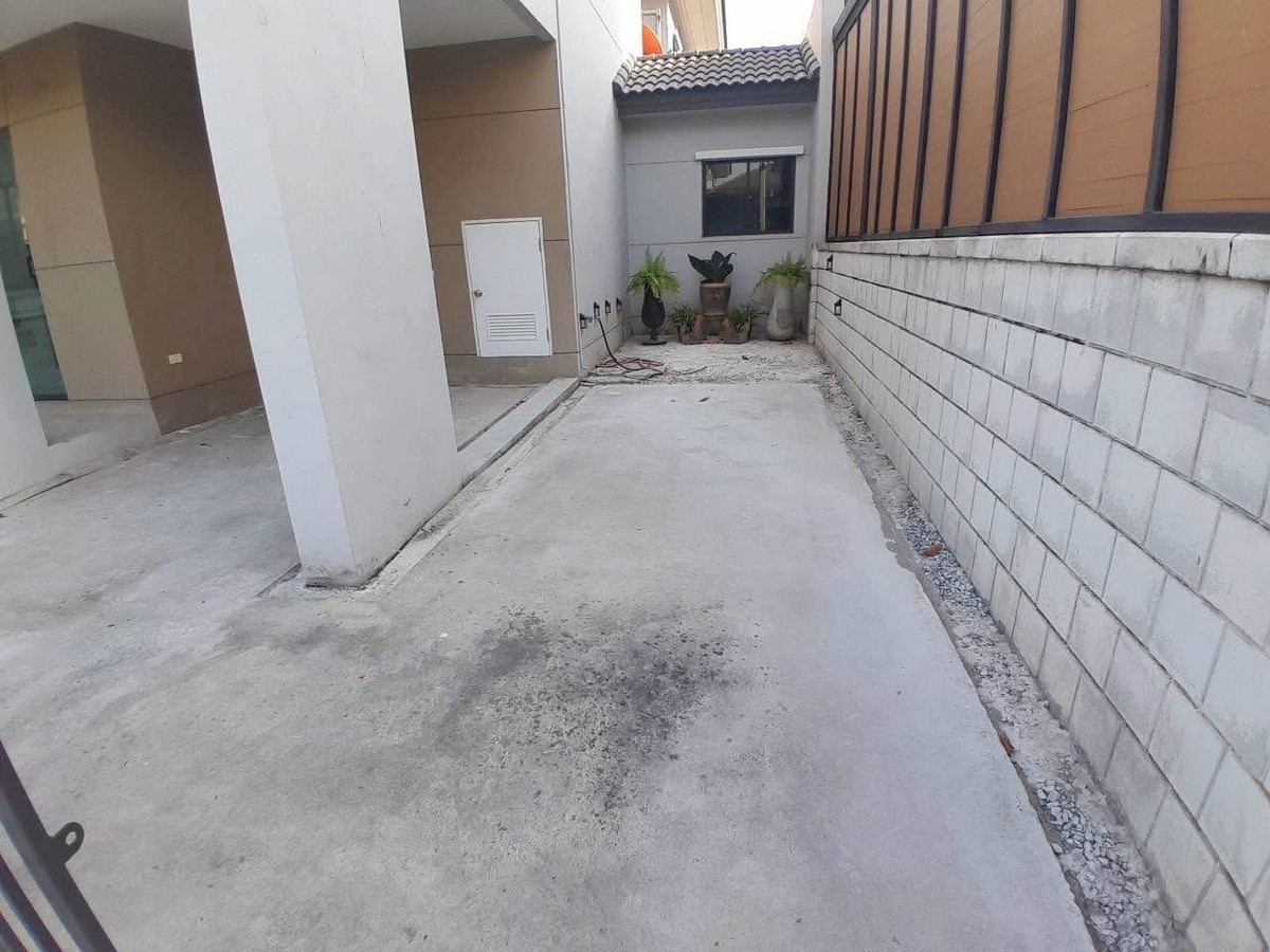 For RentHouseNonthaburi, Bang Yai, Bangbuathong : Twin house for rent Centro Westgate Village, near Jazz Green Village, Bang Bua Thong and Central Westgate.