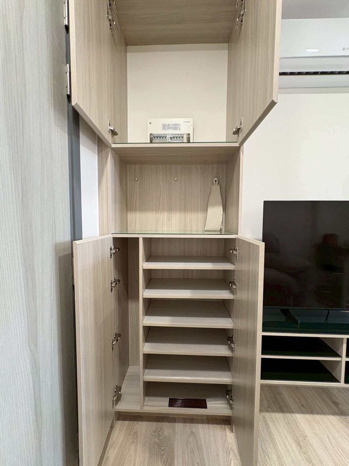 For RentCondoSamut Prakan,Samrong : 💥CP-10497💥Origin Plug & Play Srinakarin👉Line : @wincondo