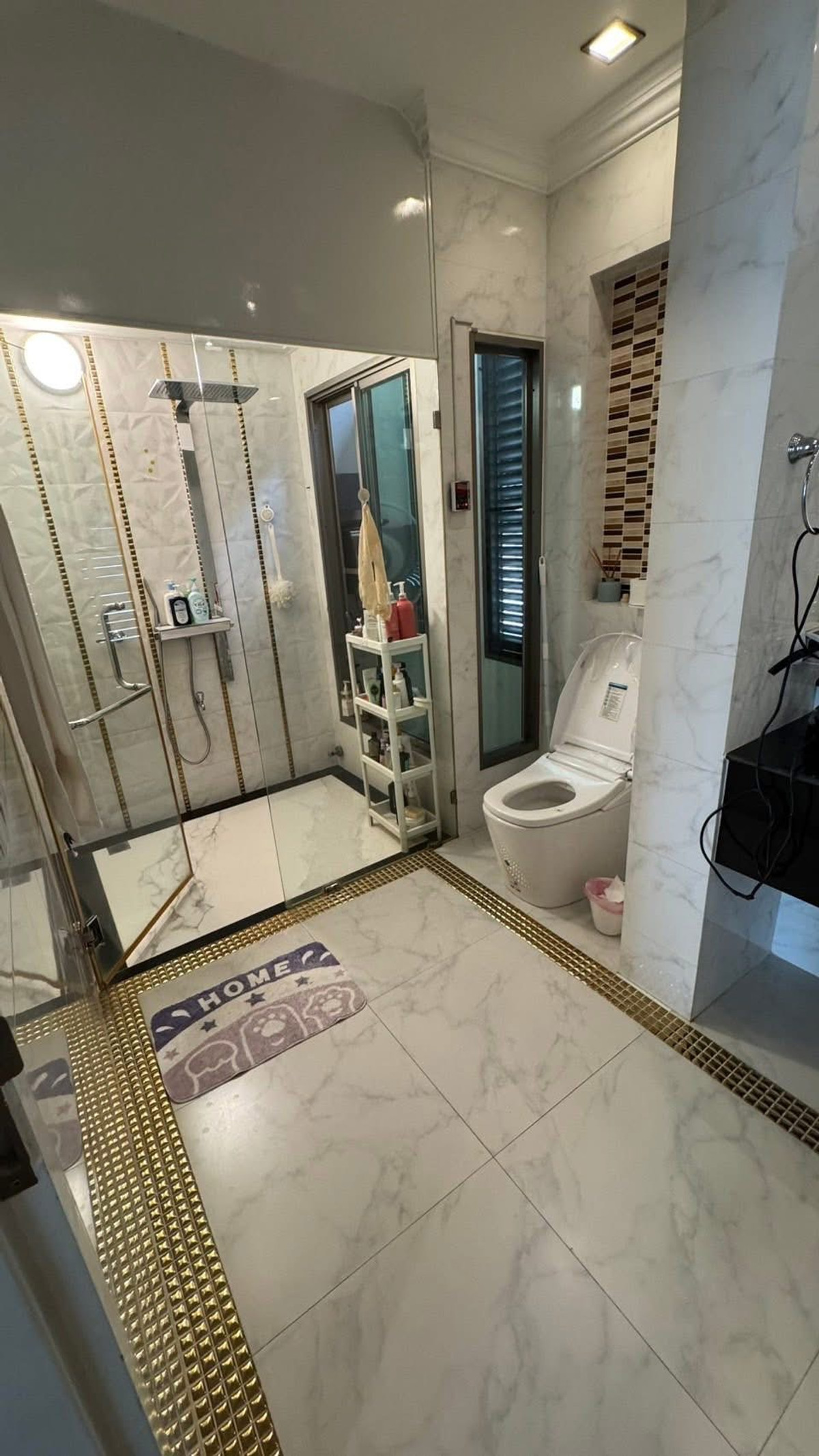 For RentHouseLadkrabang, Suwannaphum Airport : For rent: Perfect Masterpiece Motorway, new house, swimming pool, corner plot, 5 bedrooms.