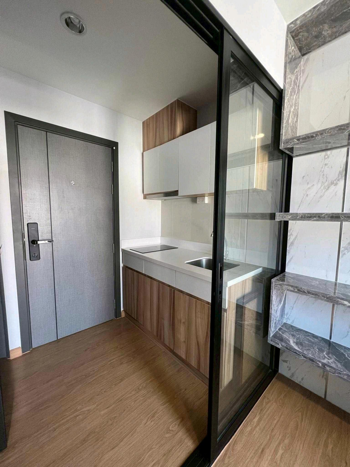 For RentCondoRatchadapisek, Huaikwang, Suttisan : #E132 🎉230369 Condo for rent Asher Ratchada-Huai Khwang