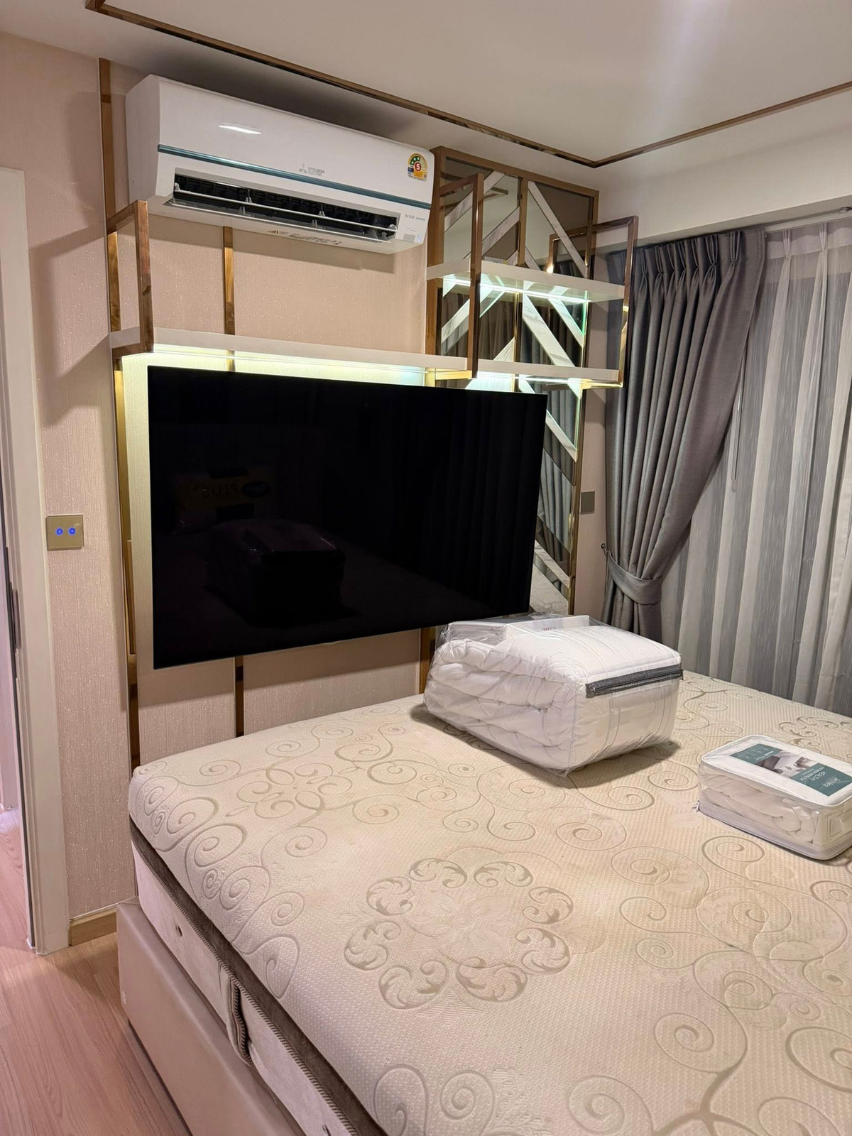 For RentCondoVipawadee, Don Mueang, Lak Si : For rent, 2 bedrooms, 2 bathrooms, Knightsbridge, Sky City, Saphan Mai.