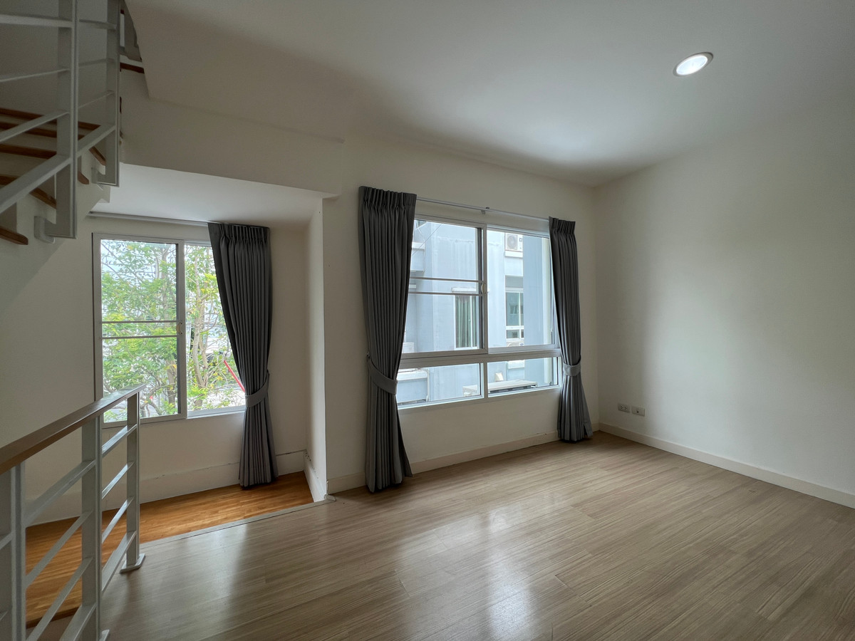 ทาวน์โฮมรามคำแหง หัวหมาก : ขายทาวโฮม บ้านกลางเมือง พระราม 9 รามคำแหง  3 นอน 4 น้ำ ใกล้ MRT สายสีส้ม ใกล้ท่าเรือคลองแสนแสบ