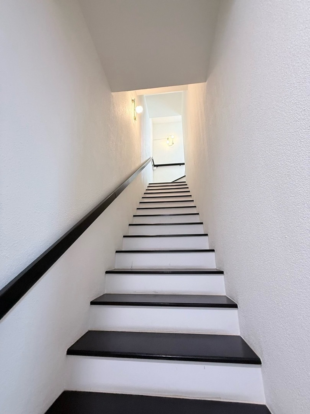 For SaleHome OfficeKaset Nawamin,Ladplakao : 🏙 Premium Place Kaset-Nawamin 2
4-storey home office in Soi Prasert Manukit 29 (Mayalap)