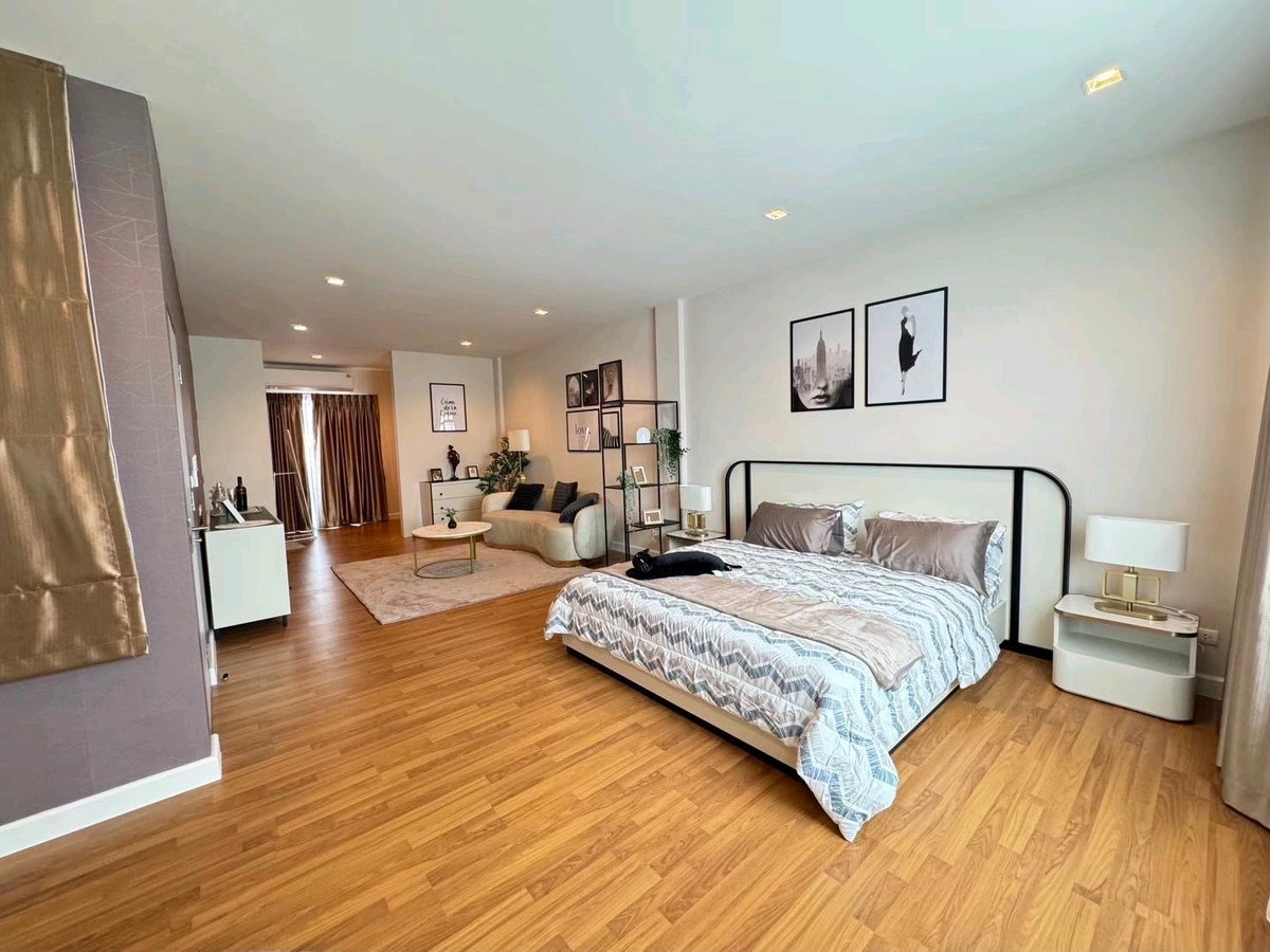 ขายทาวน์โฮมโชคชัย4 ลาดพร้าว71 : 🏡 ทาวน์โฮม 3 ชั้น สตรีวิทยา 2 ซอย 29 | 3นอน 4น้ำ พื้นที่ 226 ตร.ม. พร้อมอยู่ 💰7.63 ลบ. นัดดูบ้านกับลูกเจี๊ยบ 065-536-5165