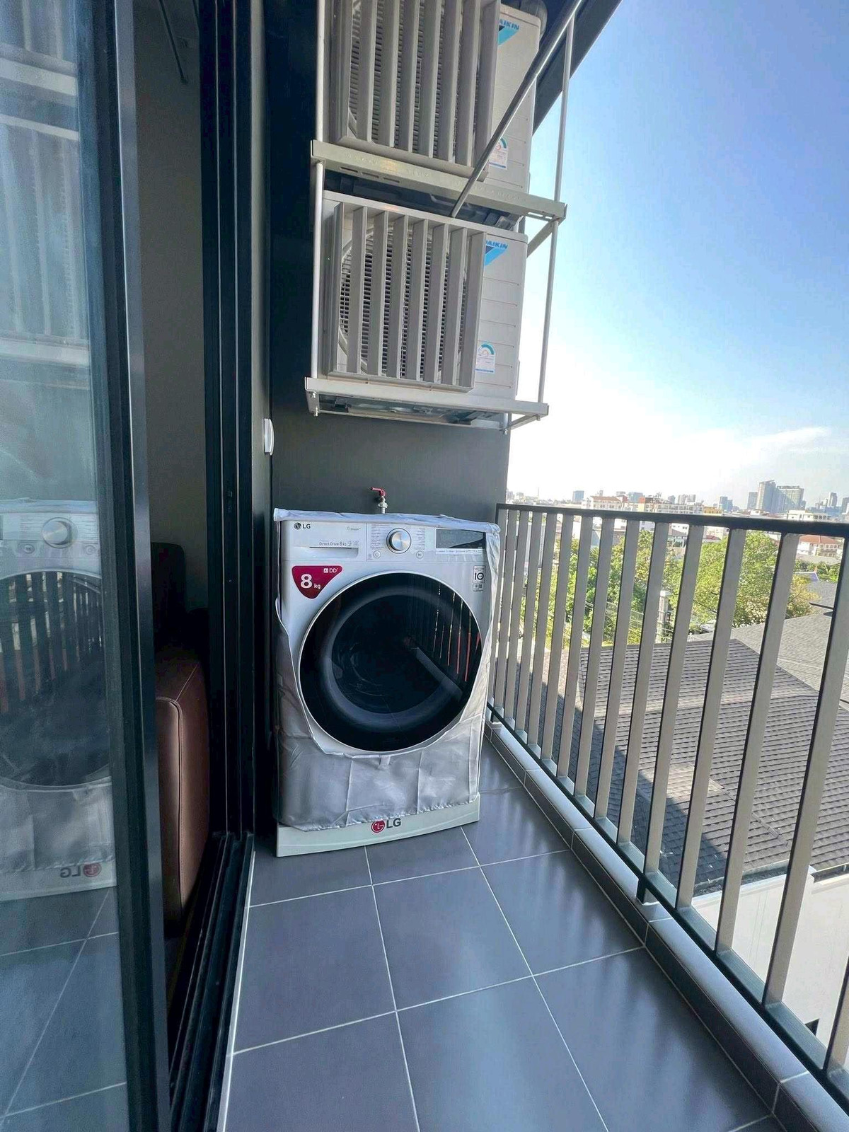 For RentCondoRatchadapisek, Huaikwang, Suttisan : #E132 🎉230369 Condo for rent Asher Ratchada-Huai Khwang