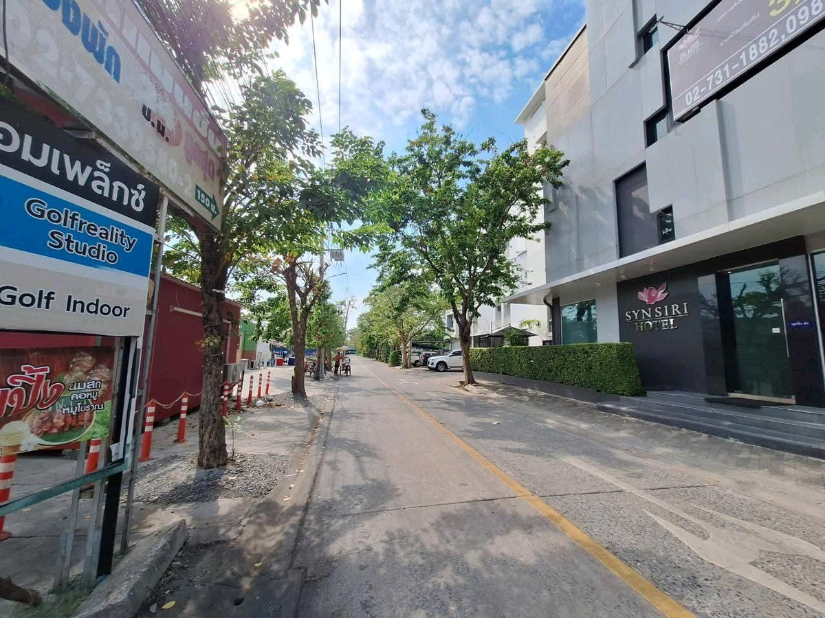 ขายที่ดินลาดพร้าว101 แฮปปี้แลนด์ : ขายด่วน ที่ดินลาดพร้าว 130 เนื้อที่ 326 ตารางวา ใจกลางบางกะปิ ลาดพร้าว ถนนกว้าง 8 เมตร สาธารณูปโภคครบ