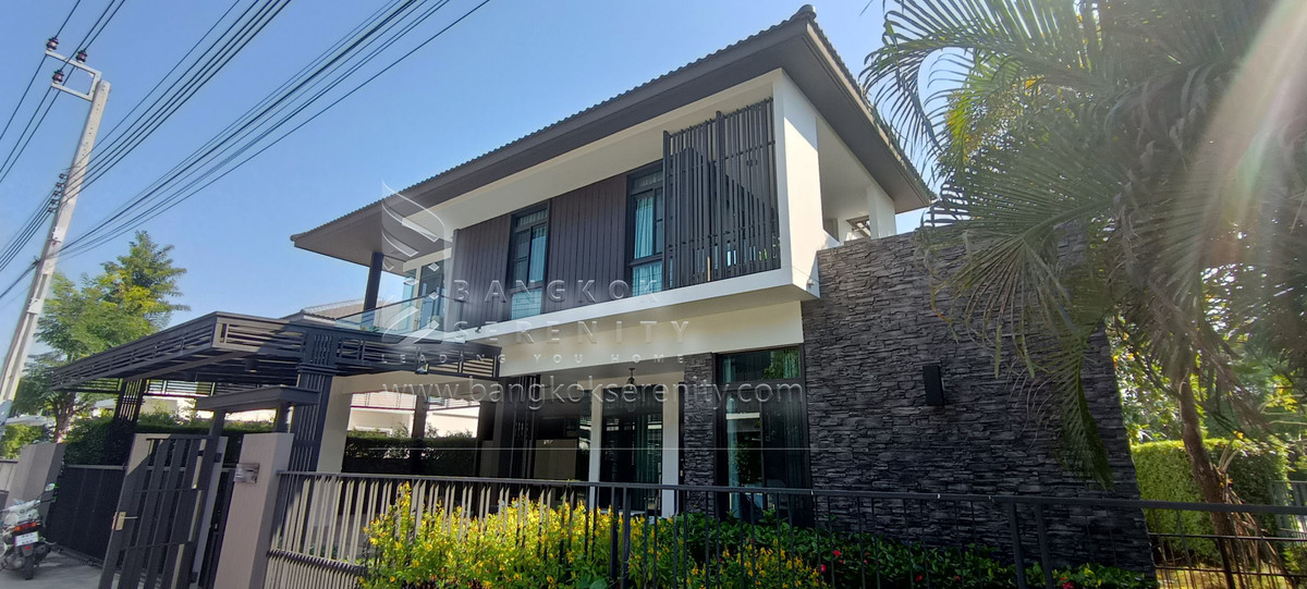 HouseBangna, Bearing, Lasalle : Mantana Bangna Km.7 for rent or sale