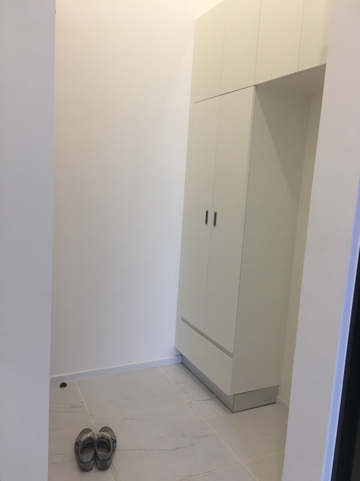 ขายคอนโดพระราม 9 เพชรบุรีตัดใหม่ RCA : ขายพร้อมผู้เช่า ห้อง Duplex เพดานสูง ทิศเหนือ คอนโดขีวาทัย-อโศก