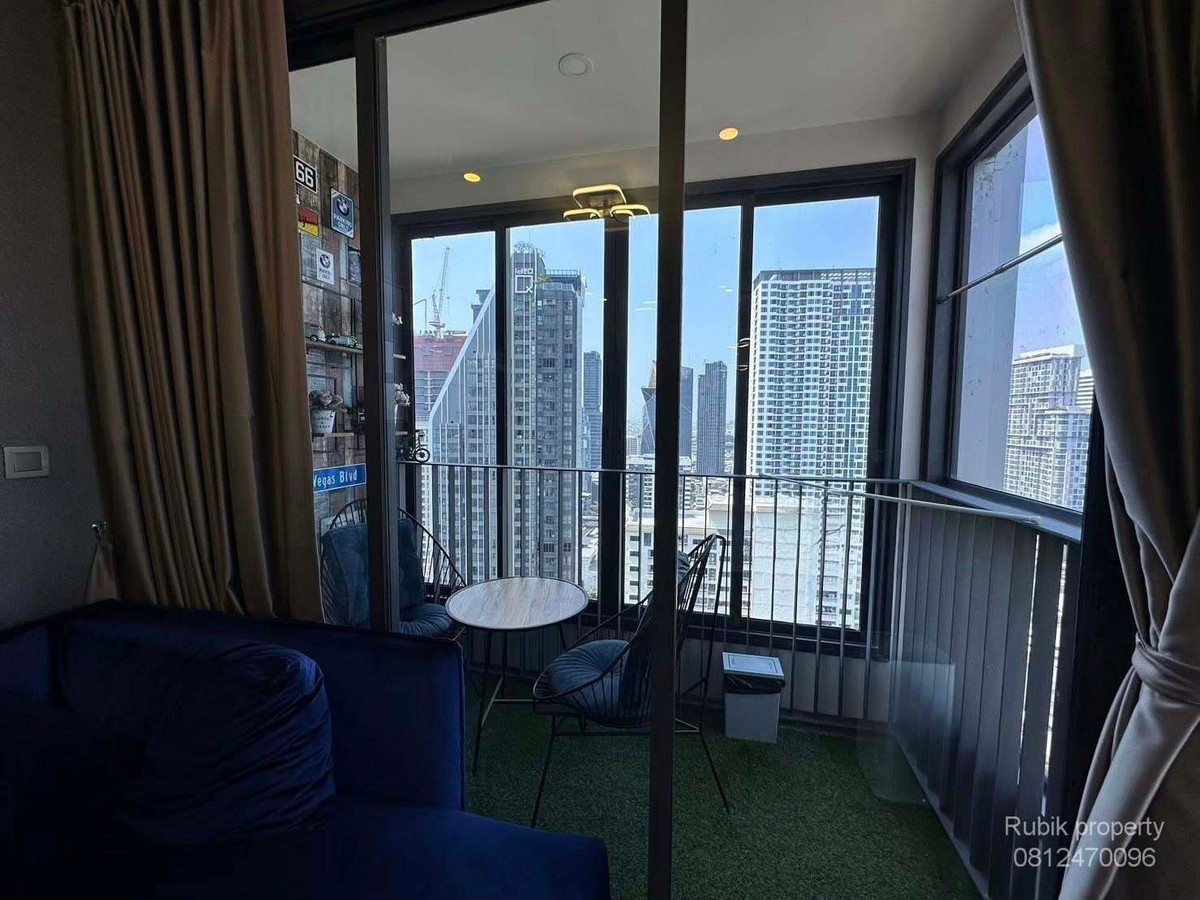 For RentCondoRatchathewi,Phayathai : 🏙 **Condo for rent Ideo Q Siam – Ratchathewi** RB1817, location in the heart of Siam – Ratchathewi with **Private Lift** maximum privacy ✨