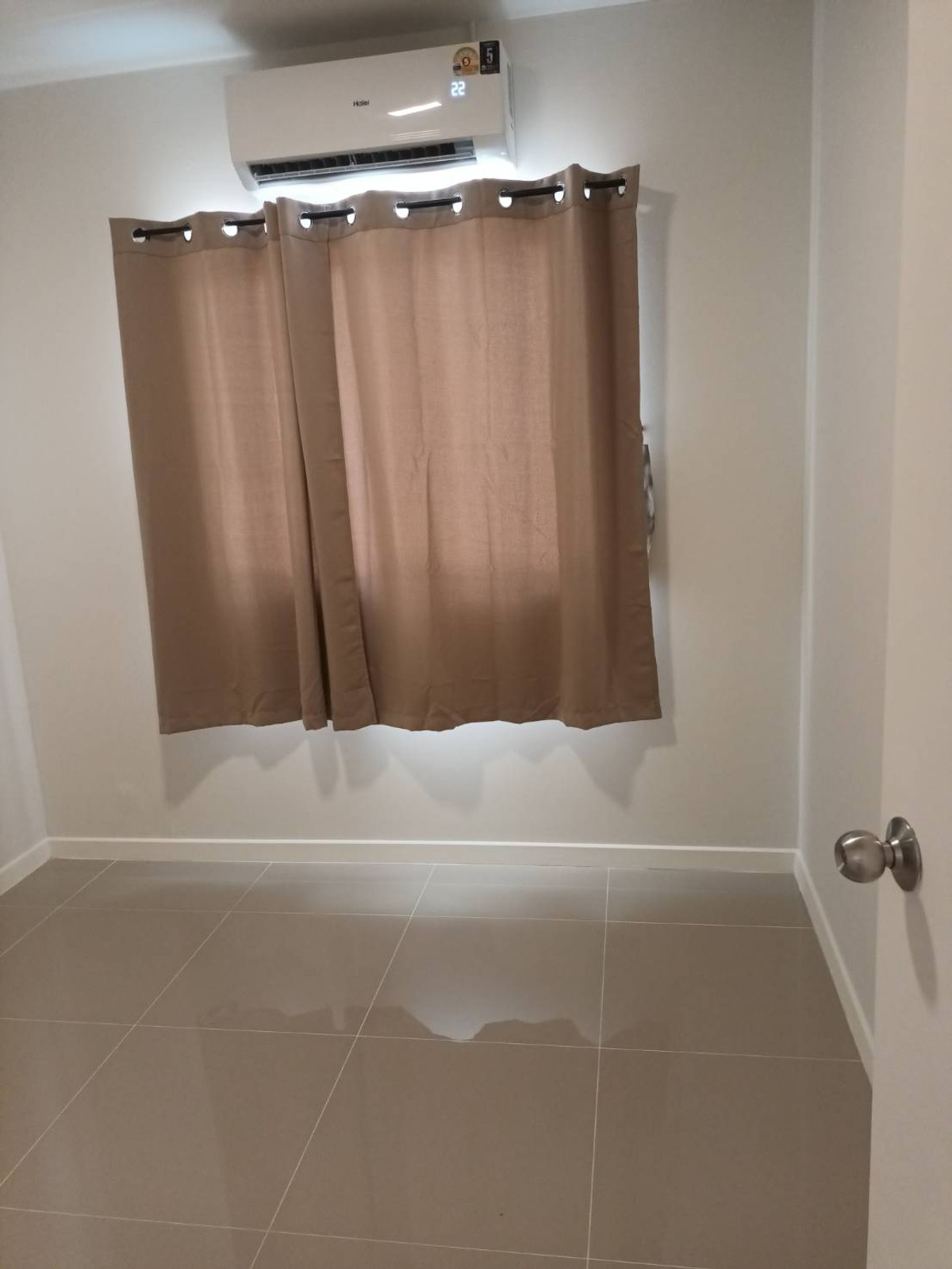 ให้เช่าทาวน์โฮมปทุมธานี รังสิต ธรรมศาสตร์ : ⚡ ให้เช่า ทาวน์โฮม 2 ชั้น พฤกษา 116 รังสิต - ธัญบุรี ขนาด 18 ตร.ว. ⚡