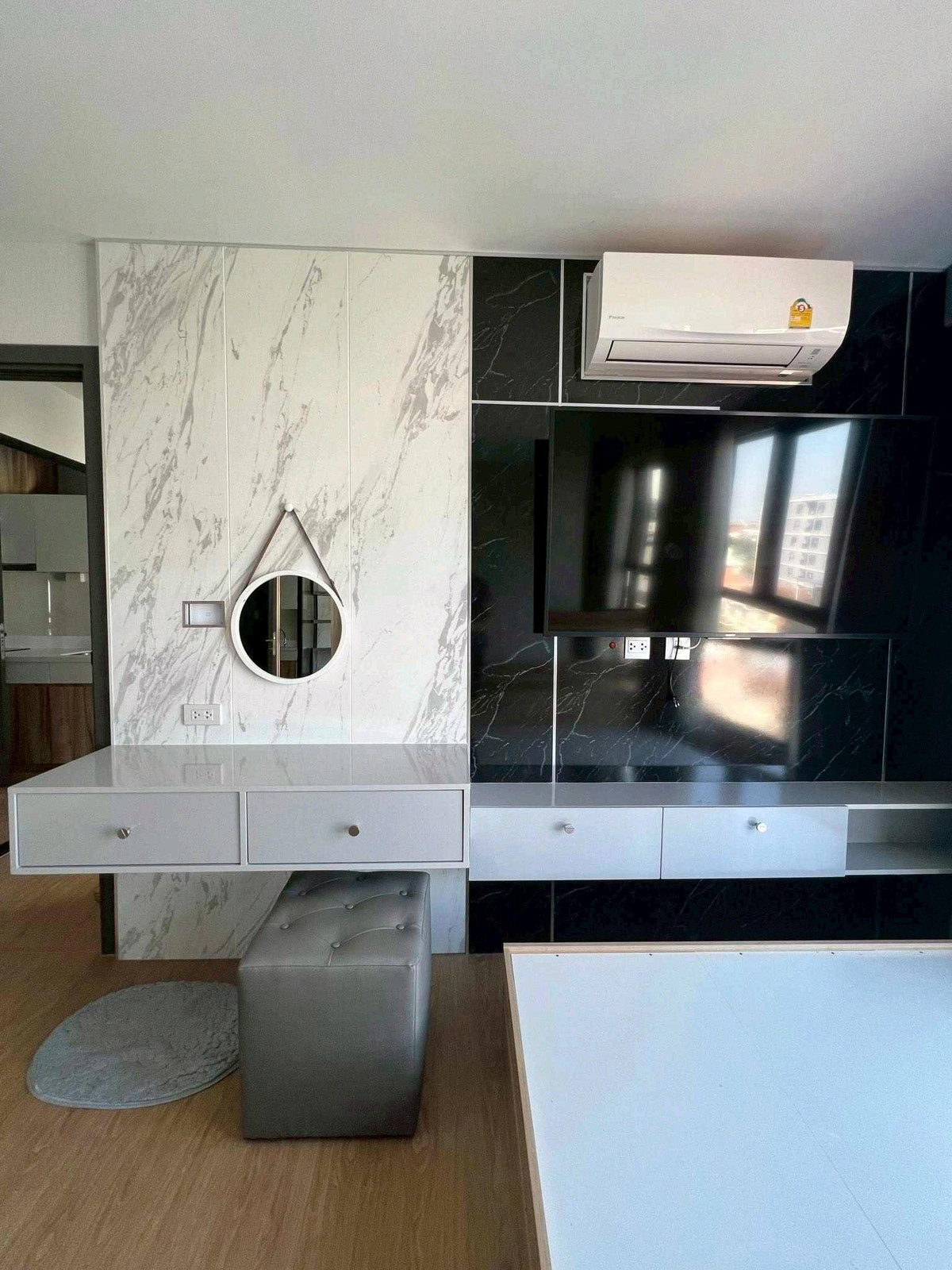 For RentCondoRatchadapisek, Huaikwang, Suttisan : #E132 🎉230369 Condo for rent Asher Ratchada-Huai Khwang