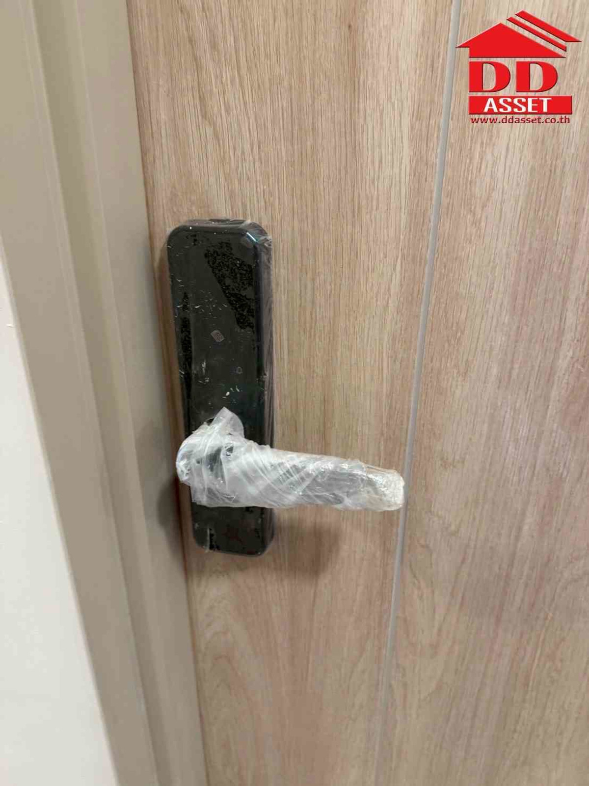 For RentCondoPathum Thani,Rangsit, Thammasat : For rent, dcondo Vivid Rangsit, new condo, opposite Bangkok University, dcondo Vivid Rangsit, property code: C8426