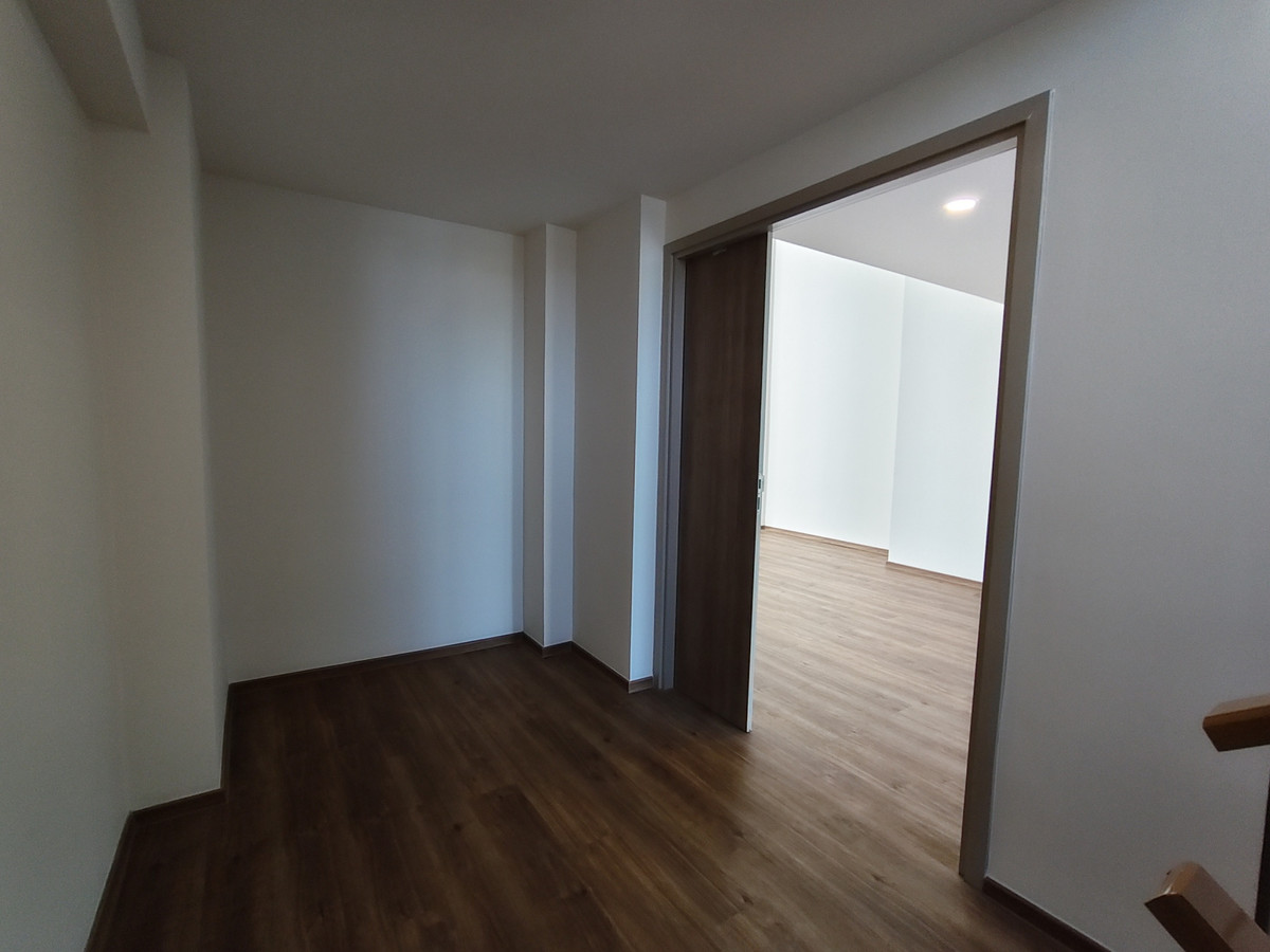 For SaleTownhomePattanakan, Srinakarin : [For Sale] SHO PHATTHANAKARN 32 Townhome, size 4.5 floors.