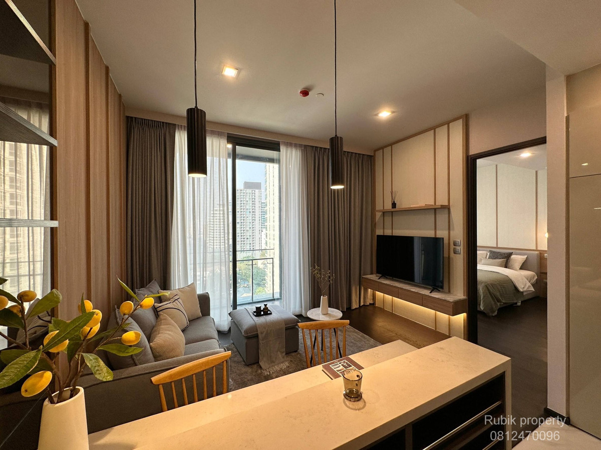 For RentCondoSukhumvit, Asoke, Thonglor : 🏙 **Condo for rent LAVIQ Sukhumvit 57 (Thonglor)** RB1822 Luxury Condo in the heart of Thonglor, near BTS only 200 meters ✨