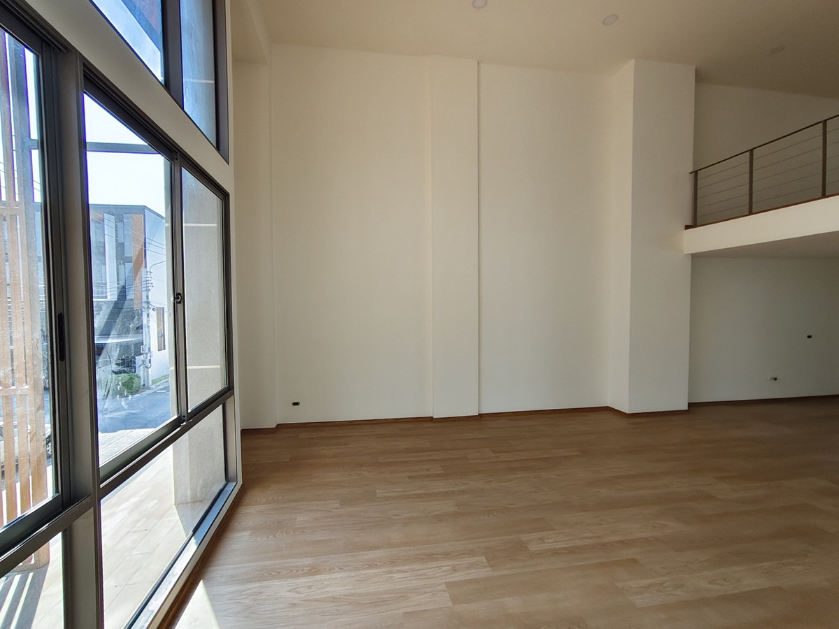 For SaleTownhomePattanakan, Srinakarin : [For Sale] SHO PHATTHANAKARN 32 Townhome 4.5 floors (Unit no: 64)