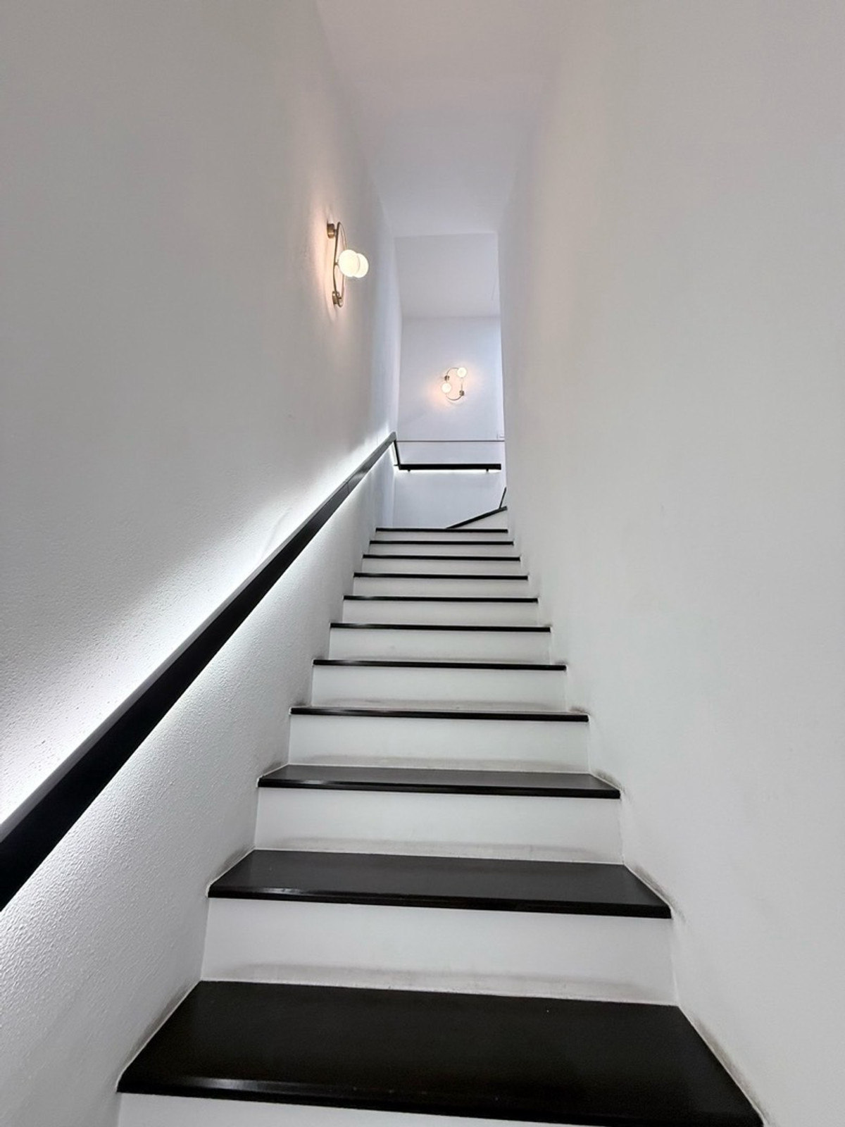 For SaleHome OfficeKaset Nawamin,Ladplakao : 🏙 Premium Place Kaset-Nawamin 2
4-storey home office in Soi Prasert Manukit 29 (Mayalap)