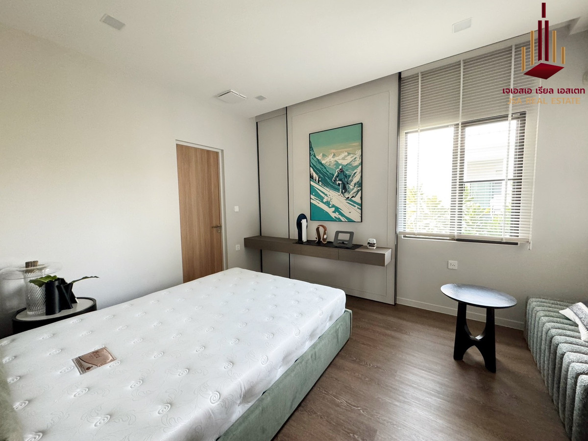 For RentHouseSamut Prakan,Samrong : ✨ For Rent: MANTANA Bangna km 15 ✨ 💰 Only190,000 THB/month