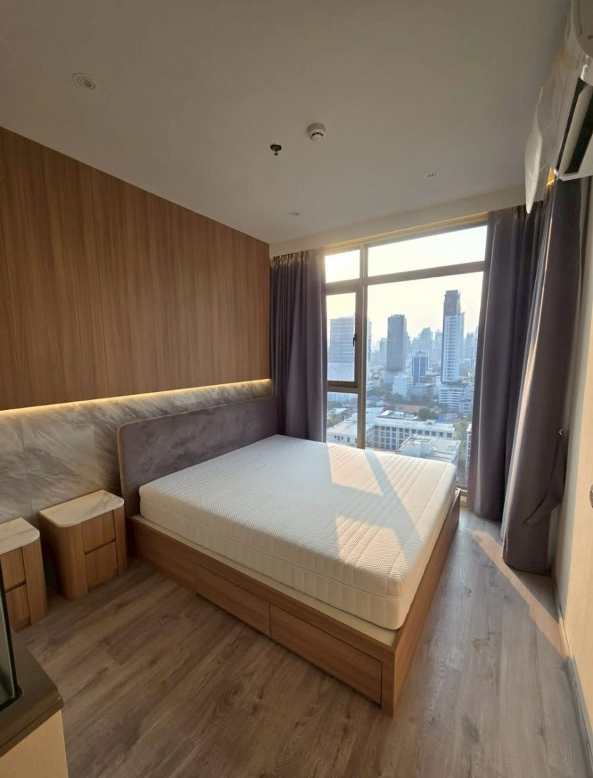 ให้เช่าคอนโดสุขุมวิท อโศก ทองหล่อ : LTH14746 – Condo for Rent | Rhythm Ekkamai Estate | 85 sqm | 2 Bedrooms 2 Bathrooms | Luxury High Floor Stunning City View Best Price | Near BTS Ekkamai | 88,000 THB/Month | คอนโดหรู Rhythm Ekkamai Estate ชั้นสูง วิวสวยมาก ราคาดีที่สุด ใกล้ BTS เอกมัย