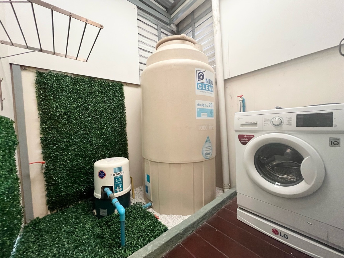 ให้เช่าทาวน์โฮมบางนา แบริ่ง ลาซาล : ให้เช่า ทาวน์โฮม 2 ชั้น Indy 1 บางนา กม 7 หน้าสวน บรรยากาศดี เฟอร์นิเจอร์พร้อมอยู่