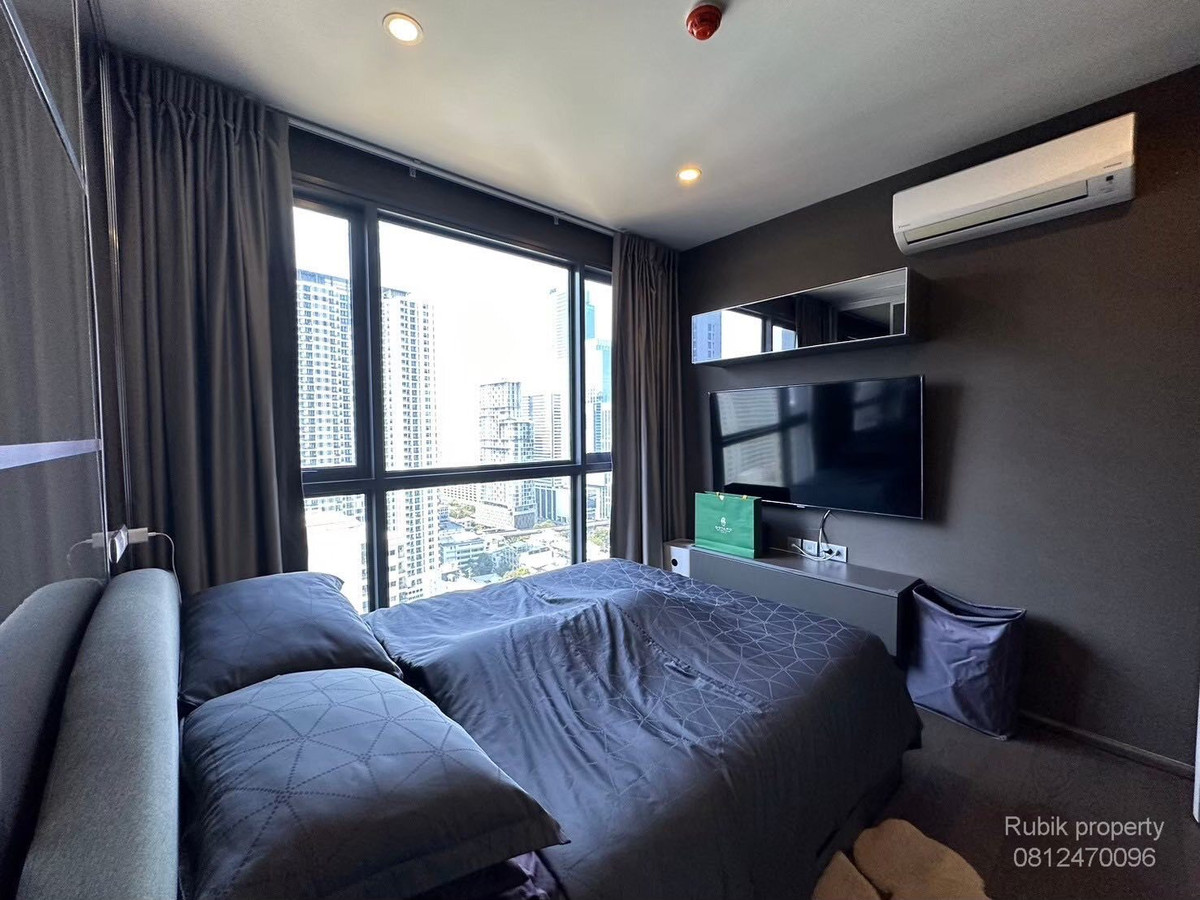 For RentCondoRatchathewi,Phayathai : 🏙 **Condo for rent Ideo Q Siam – Ratchathewi** RB1817, location in the heart of Siam – Ratchathewi with **Private Lift** maximum privacy ✨