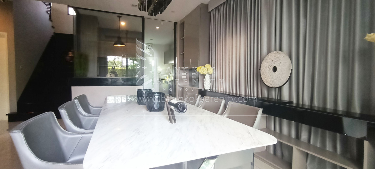 HouseBangna, Bearing, Lasalle : Mantana Bangna Km.7 for rent or sale