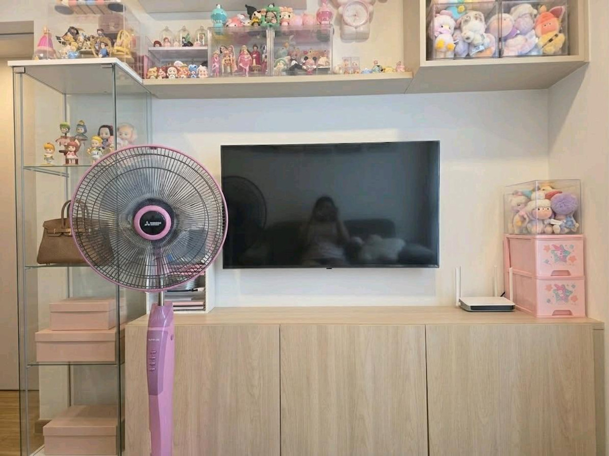 For RentCondoPinklao, Charansanitwong : Condo near MRT Charan 13, convenient travel, easy to find things to eat.