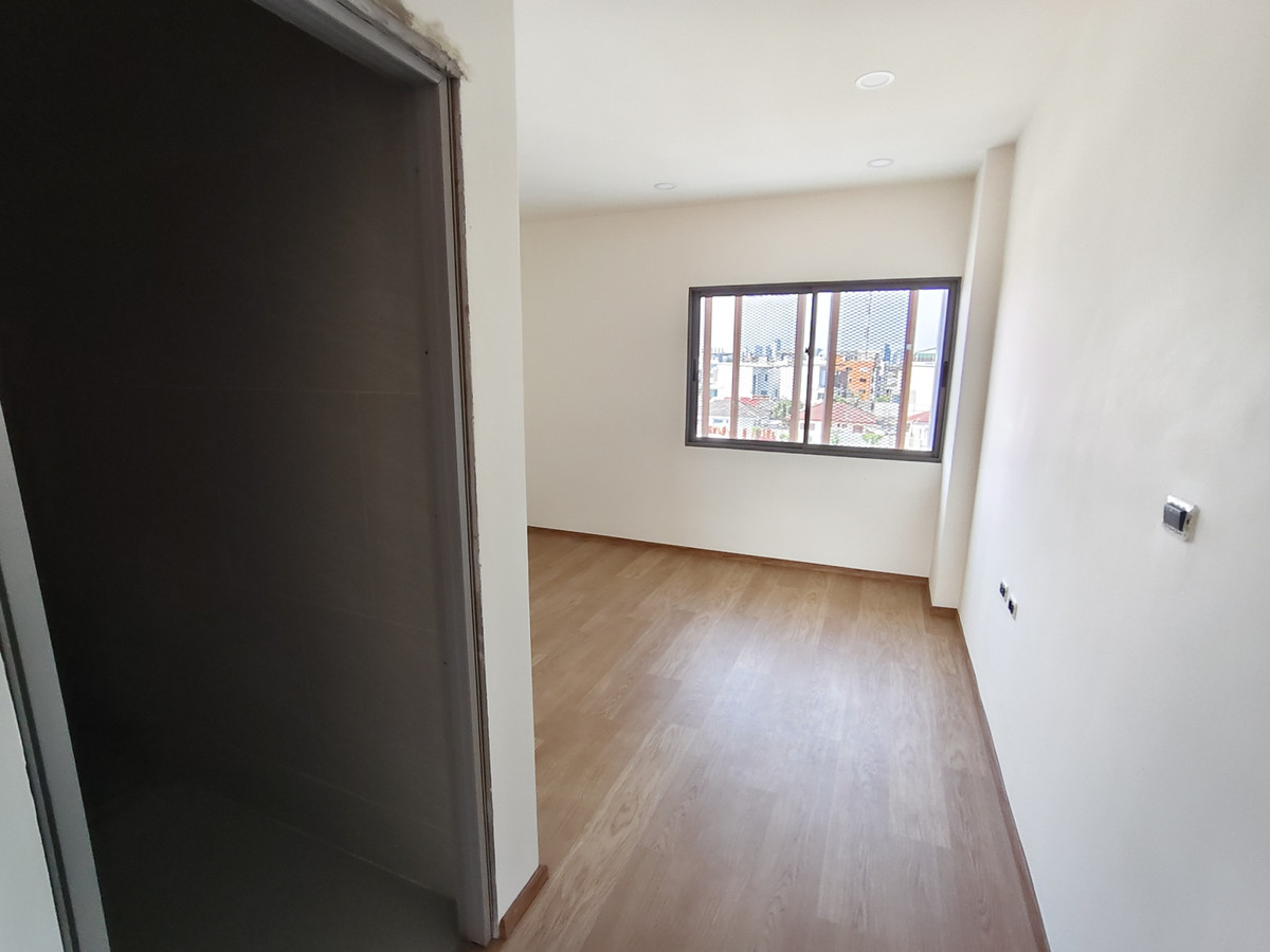 For SaleTownhomePattanakan, Srinakarin : [For Sale] SHO PHATTHANAKARN 32 Townhome 4.5 floors (Unit no: 64)