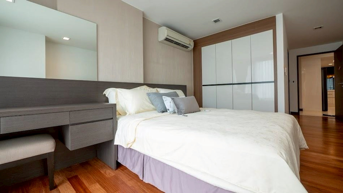 For RentCondoSukhumvit, Asoke, Thonglor : LTH14744 – Condo for Rent | The Klasse Residence | 167 sqm | 3 Bedrooms 3 Bathrooms | Rare Large Unit Luxury Residence Prime Location | Near BTS Asoke | 120,000 THB/Month | Luxury Condo The Klasse Residence, large room, rare unit, near BTS Asoke