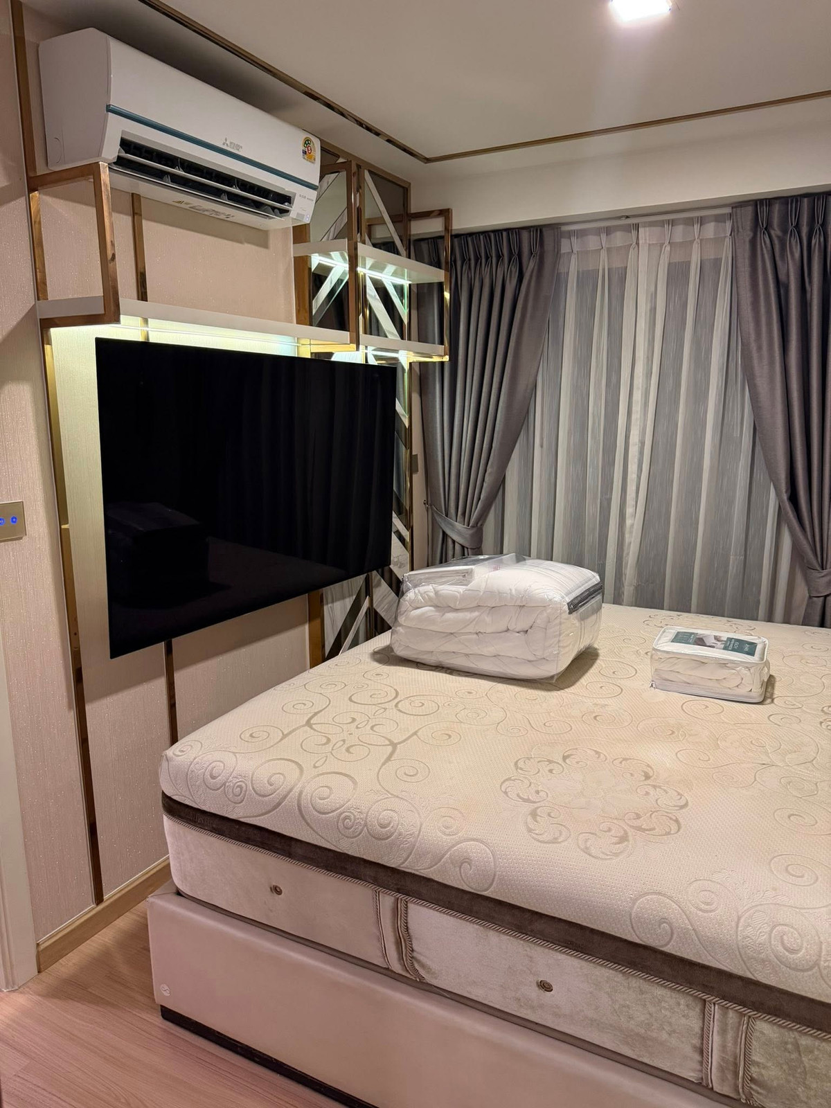 For RentCondoVipawadee, Don Mueang, Lak Si : For rent, 2 bedrooms, 2 bathrooms, Knightsbridge, Sky City, Saphan Mai.