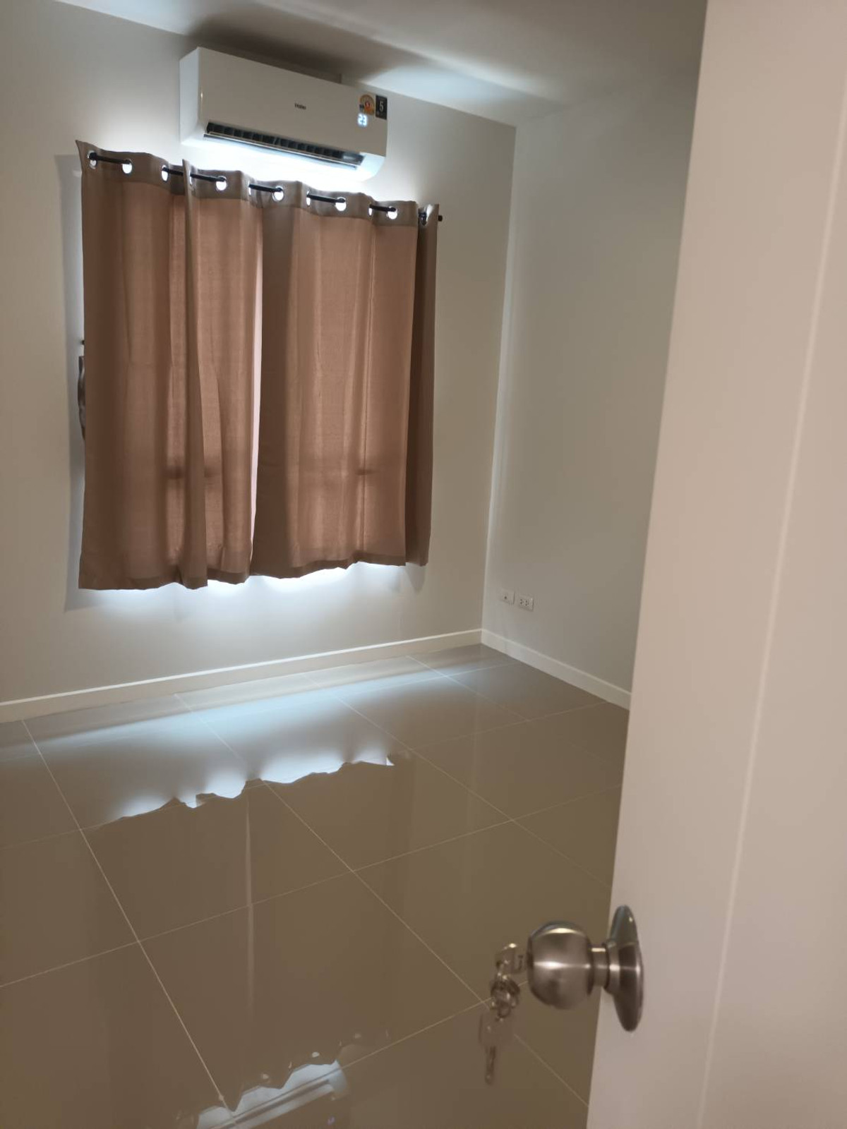 ให้เช่าทาวน์โฮมปทุมธานี รังสิต ธรรมศาสตร์ : ⚡ ให้เช่า ทาวน์โฮม 2 ชั้น พฤกษา 116 รังสิต - ธัญบุรี ขนาด 18 ตร.ว. ⚡