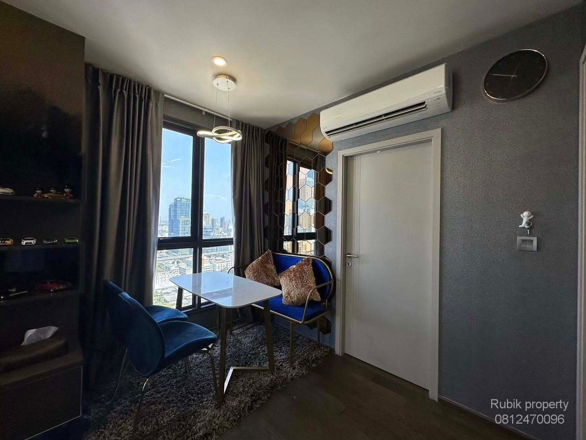 For RentCondoRatchathewi,Phayathai : 🏙 **Condo for rent Ideo Q Siam – Ratchathewi** RB1817, location in the heart of Siam – Ratchathewi with **Private Lift** maximum privacy ✨