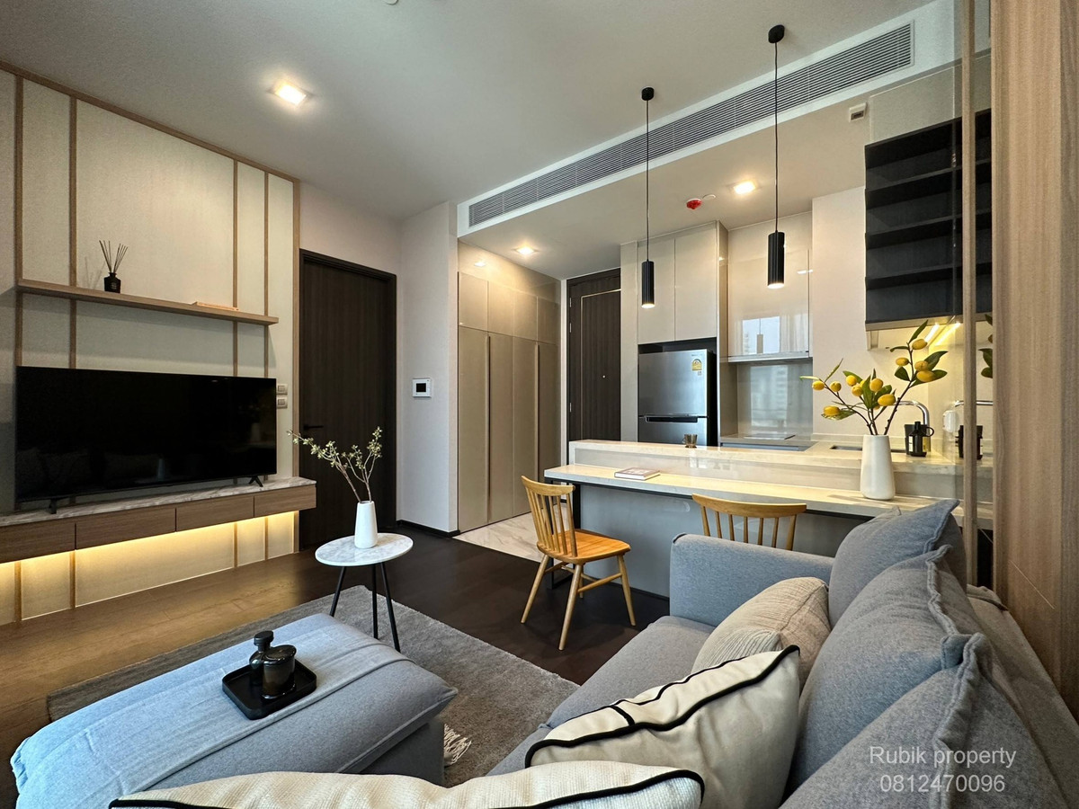 For RentCondoSukhumvit, Asoke, Thonglor : 🏙 **Condo for rent LAVIQ Sukhumvit 57 (Thonglor)** RB1822 Luxury Condo in the heart of Thonglor, near BTS only 200 meters ✨