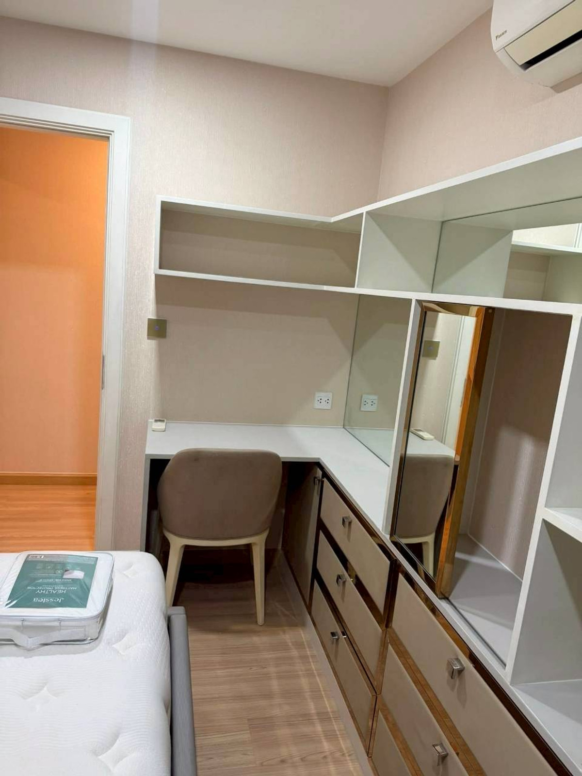 ให้เช่าคอนโดวิภาวดี ดอนเมือง หลักสี่ : ✅ KSS114 ✅ Line : @p2nproperty