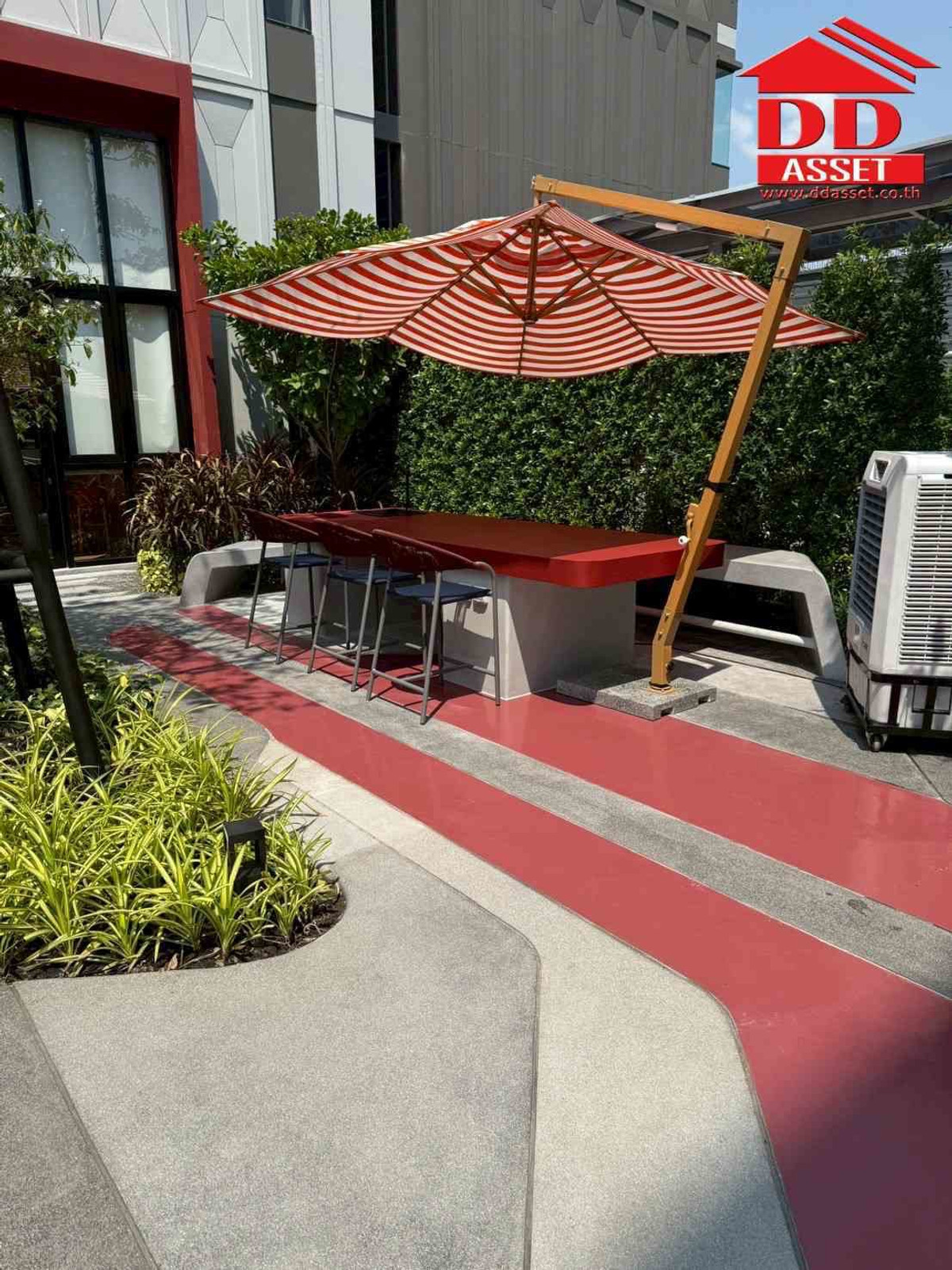 For RentCondoPathum Thani,Rangsit, Thammasat : For rent, dcondo Vivid Rangsit, new condo, opposite Bangkok University, dcondo Vivid Rangsit, property code: C8426