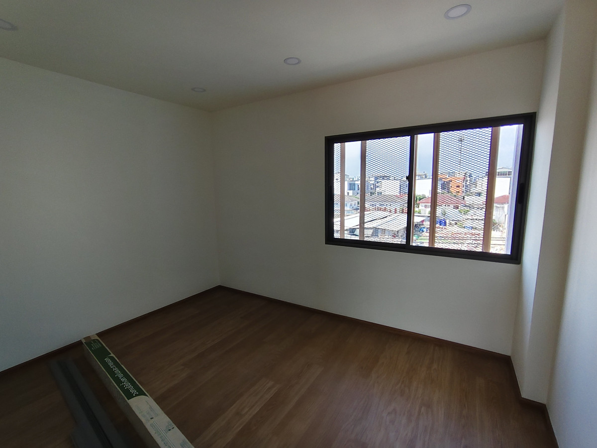 For SaleTownhomePattanakan, Srinakarin : [For Sale] SHO PHATTHANAKARN 32 Townhome 4.5 floors (Unit no: 64)