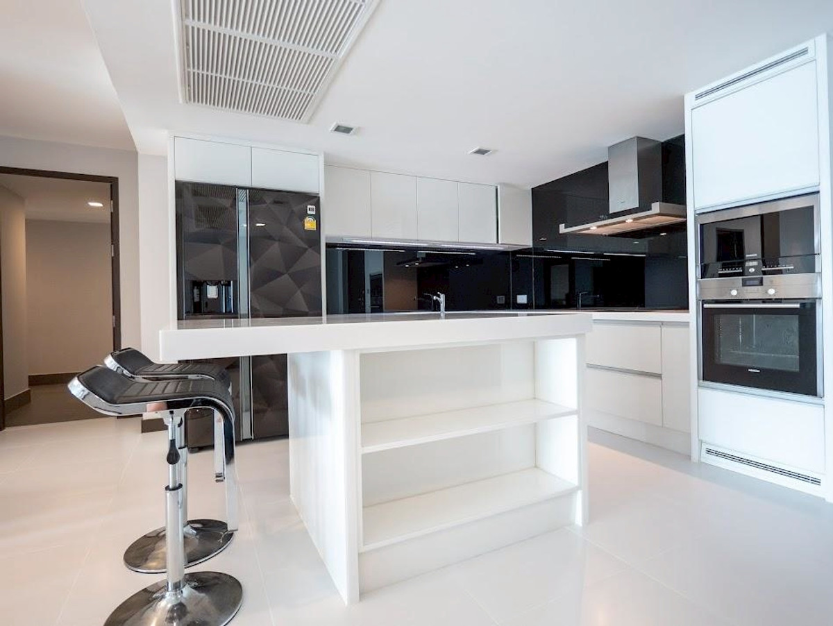 For RentCondoSukhumvit, Asoke, Thonglor : LTH14744 – Condo for Rent | The Klasse Residence | 167 sqm | 3 Bedrooms 3 Bathrooms | Rare Large Unit Luxury Residence Prime Location | Near BTS Asoke | 120,000 THB/Month | Luxury Condo The Klasse Residence, large room, rare unit, near BTS Asoke