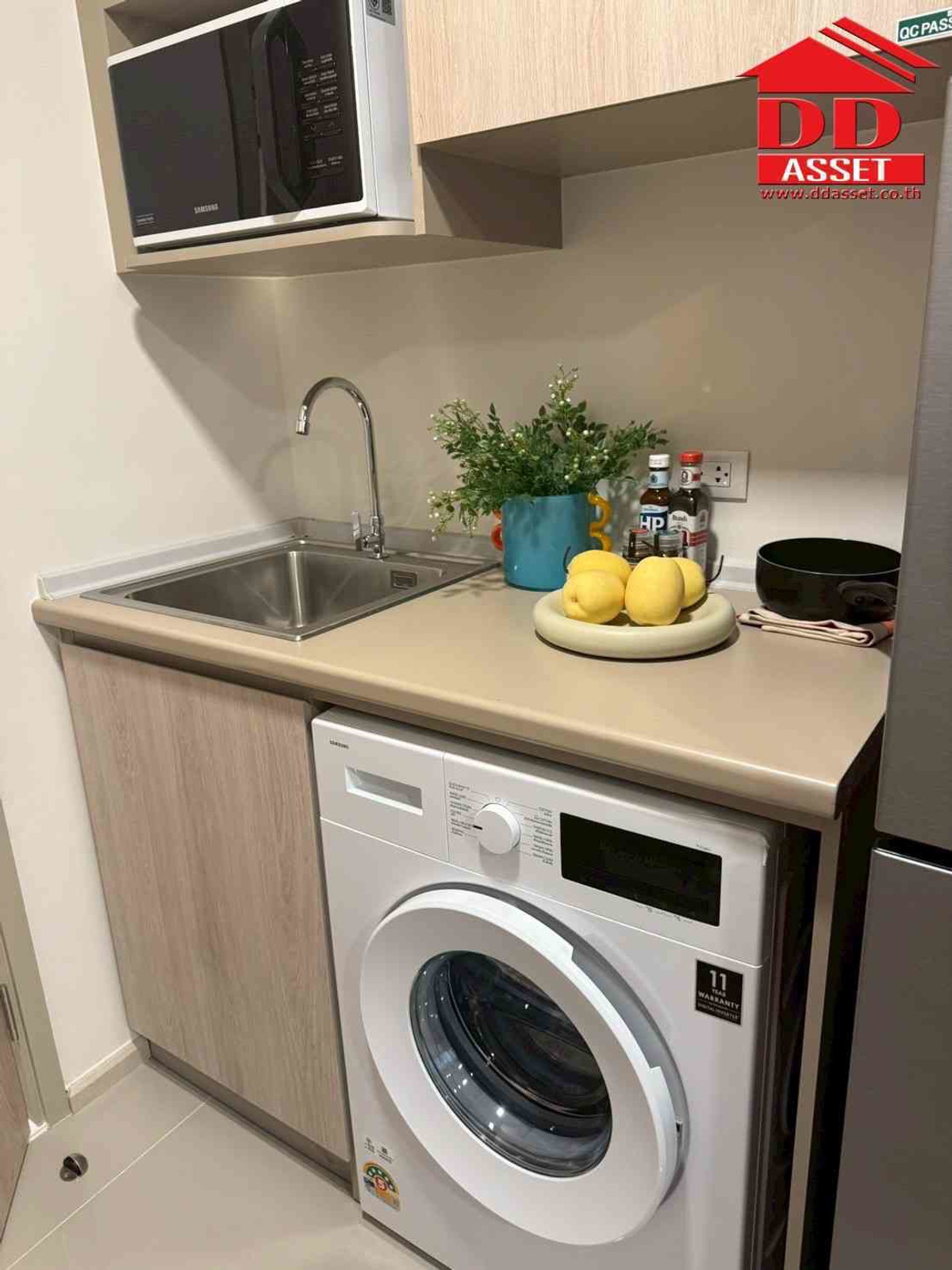 For RentCondoPathum Thani,Rangsit, Thammasat : For rent, dcondo Vivid Rangsit, new condo, opposite Bangkok University, dcondo Vivid Rangsit, property code: C8426