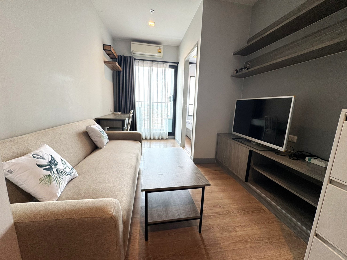 For RentCondoLadprao, Central Ladprao : ✨✨LineID: @AgentCondo (with@ Ahead)✨✨ Chapter one midtown Ladprao 24 (1 Bedroom) Available!! 
