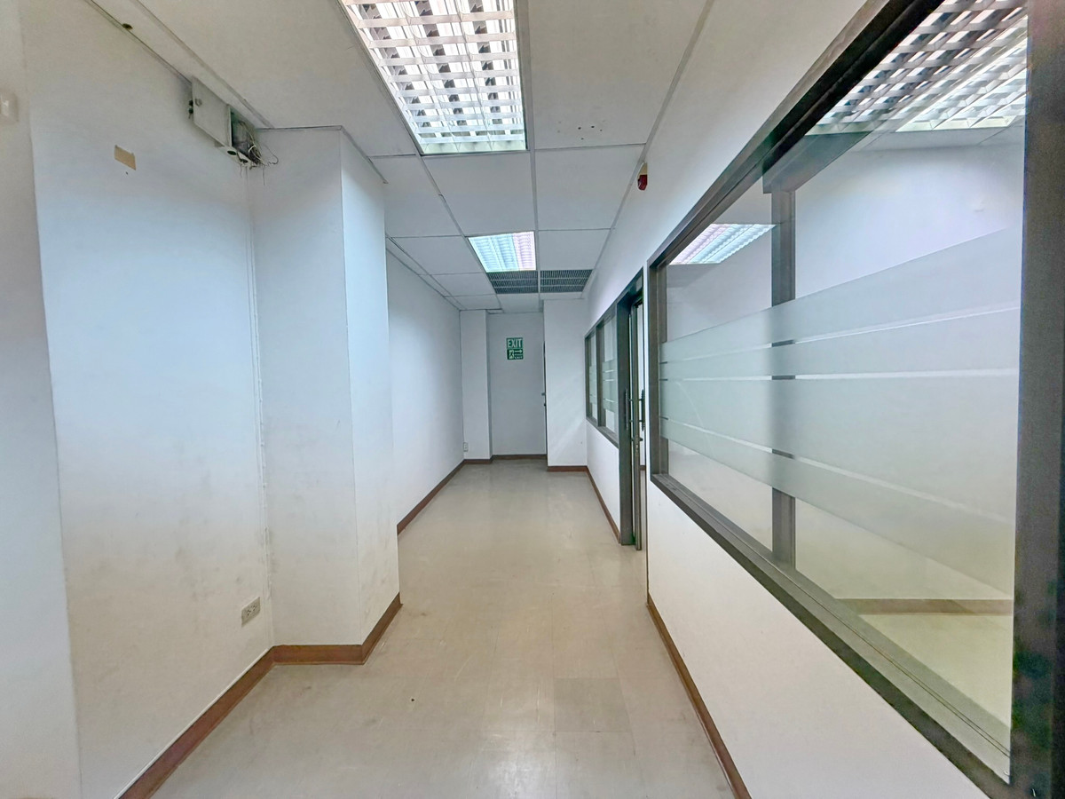 ให้เช่าสำนักงานรัชดา ห้วยขวาง : OF012♛♚เช่า พื้นที่สำนักงาน♙รัชดา-ห้วยขวาง♜MRT สุทธิสาร∞099-5919653,065-9423251🜲Line@sureresidence