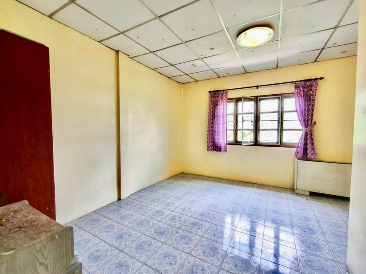 For SaleTownhomeBang Sue, Wong Sawang, Tao Pun : 2-story townhouse for sale, Wimanthip Village, area 16.5 square meters, 2 bedrooms, near MRT Bang Pho and Tao Poon Intersection, Pracharat Sai 1, Bang Sue Subdistrict, Bang Sue District, Bangkok.