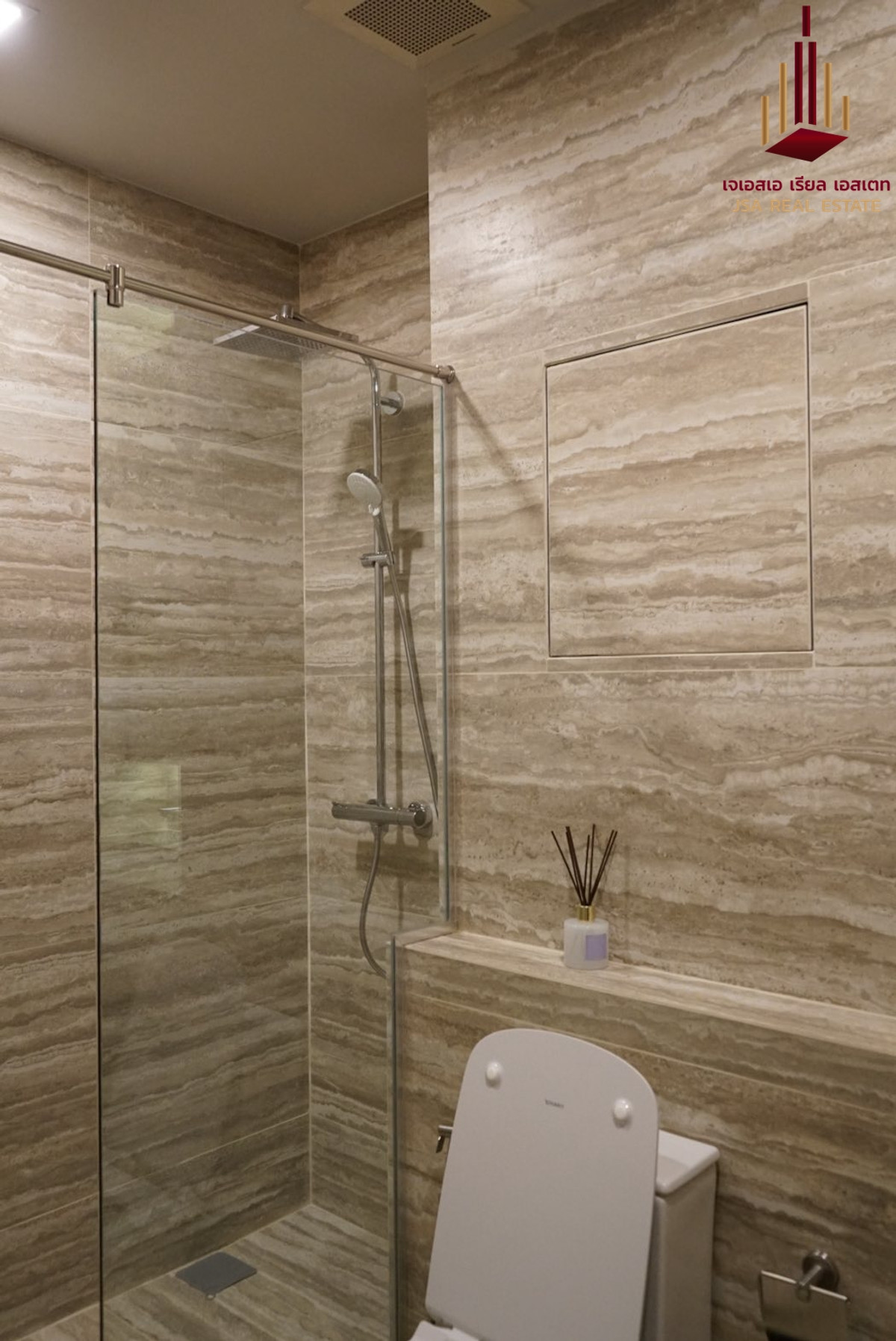 For RentCondoSukhumvit, Asoke, Thonglor : ✨ For Rent: Celes Asoke Condo ✨ 💰 Only 33,500 THB/month