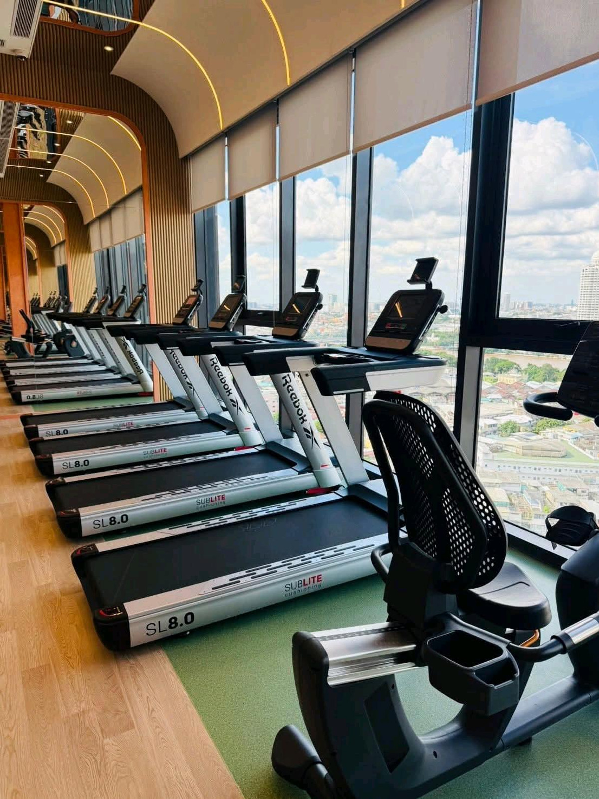 For RentCondoWongwianyai, Charoennakor : ✨ Good location, near BTS Khlong San, walk only 200 meters, near ICONSIAM, Chao Phraya River view ✨