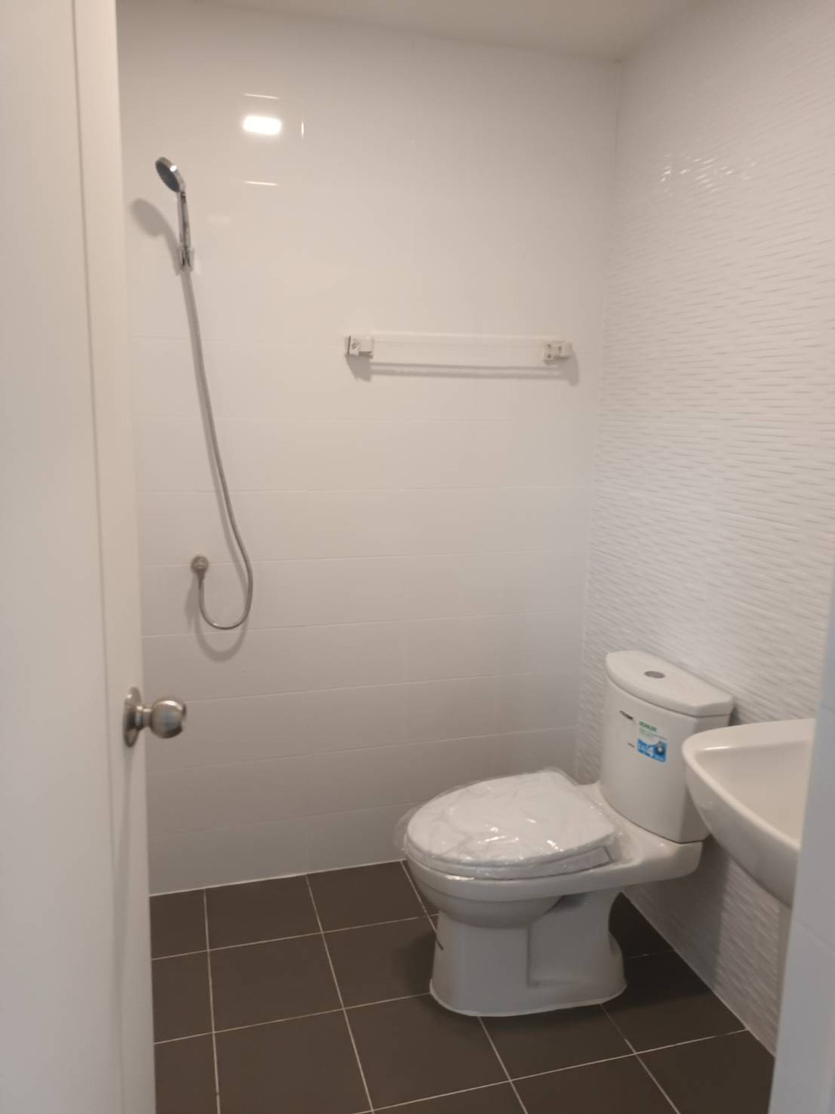 ให้เช่าทาวน์โฮมปทุมธานี รังสิต ธรรมศาสตร์ : ⚡ ให้เช่า ทาวน์โฮม 2 ชั้น พฤกษา 116 รังสิต - ธัญบุรี ขนาด 18 ตร.ว. ⚡