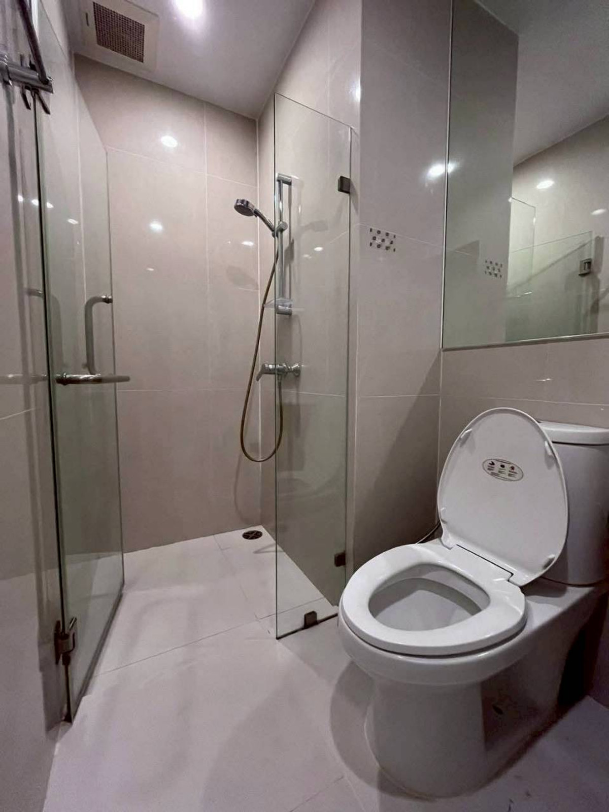 ให้เช่าคอนโดรัชดา ห้วยขวาง : ✅ NBRS110 ✅ Line : @p2nproperty