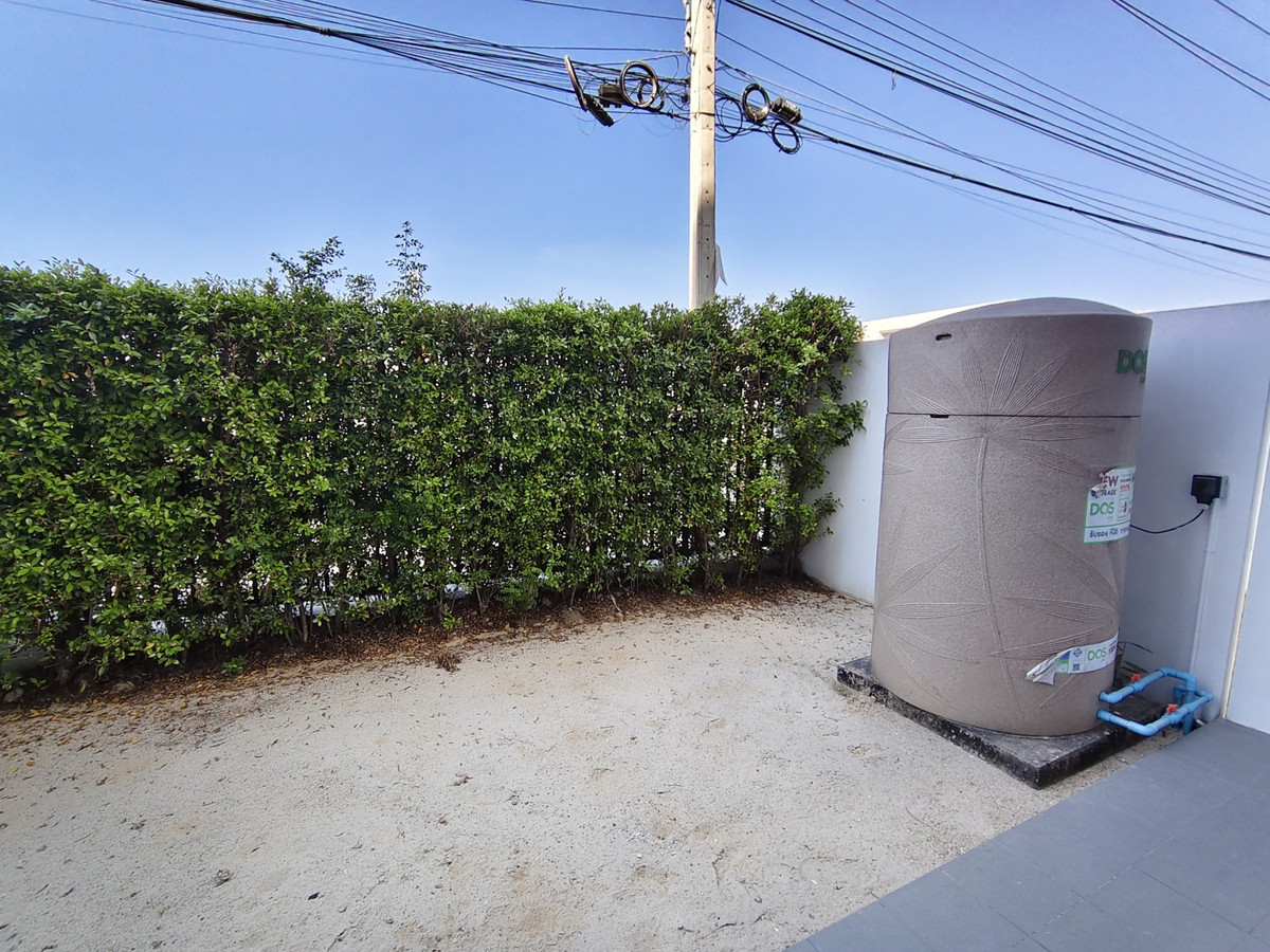 For SaleTownhomePattanakan, Srinakarin : [For Sale] SHO PHATTHANAKARN 32 Townhome, size 4.5 floors.