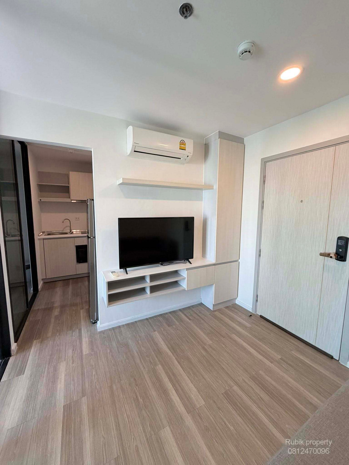 For RentCondoKasetsart, Ratchayothin : 🏙 **Condo for rent Kensington Kaset Campus RB1830(Newly renovated ❤️)**