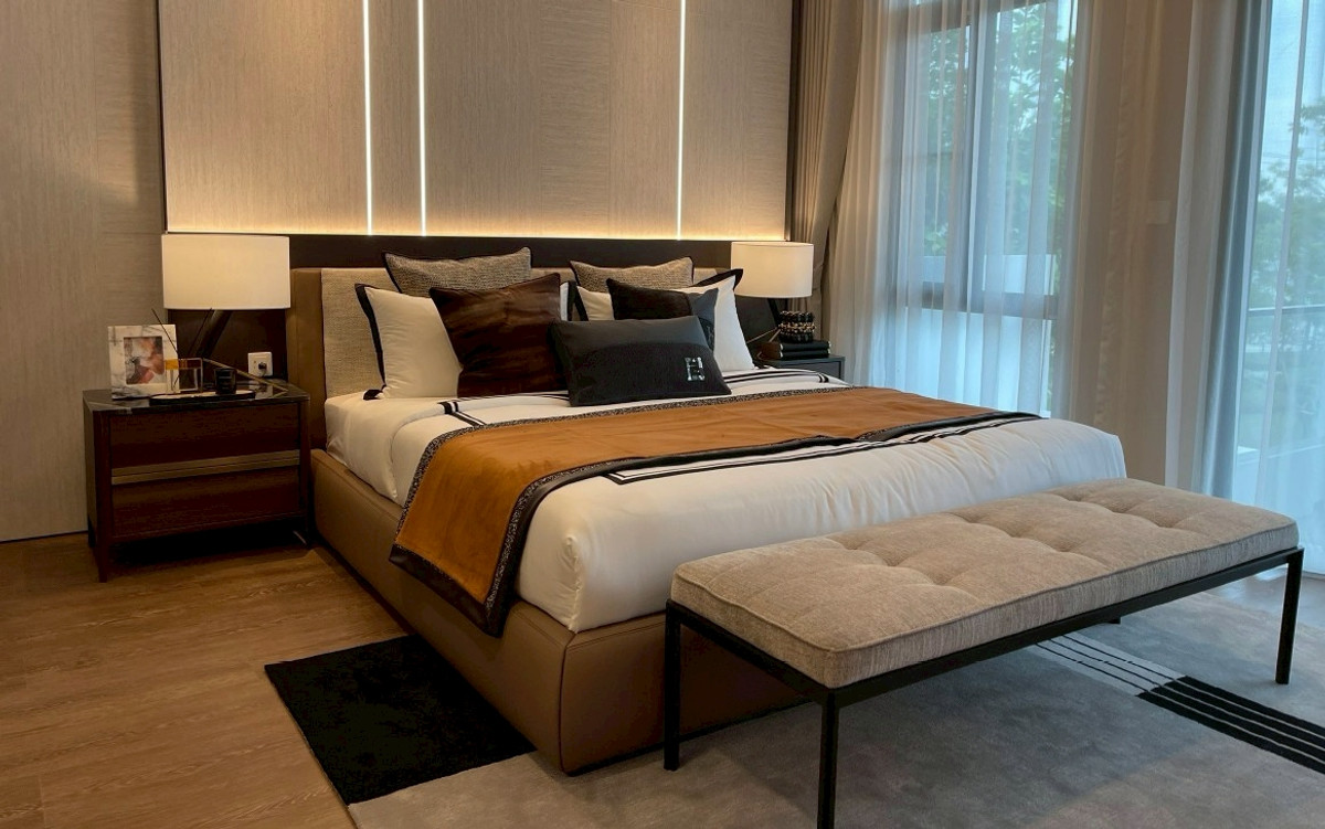 For RentHouseSamut Prakan,Samrong : LTH14743 – House for Rent | Mantana Bangna KM.15 | 90 sq.w. 283 sqm | 4 Bedrooms 5 Bathrooms | Luxury Spacious Modern Home Prime Location Best Value | Near BTS Bang Na | 190,000 THB/month | Luxury house Mantana Bangna KM.15, wide area, modern design, near