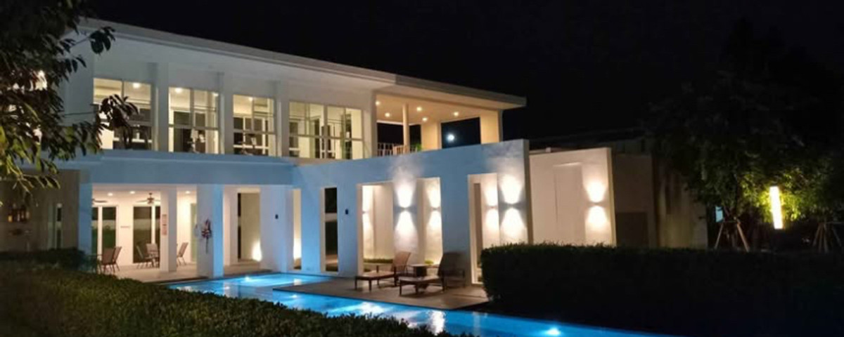 ให้เช่าทาวน์โฮมนนทบุรี บางใหญ่ บางบัวทอง : ให้เช่าทาวน์โฮมหลังมุม Pleno รัตนาธิเบศร์–บางใหญ่ มีสวนสวย ใกล้ Central WestGate