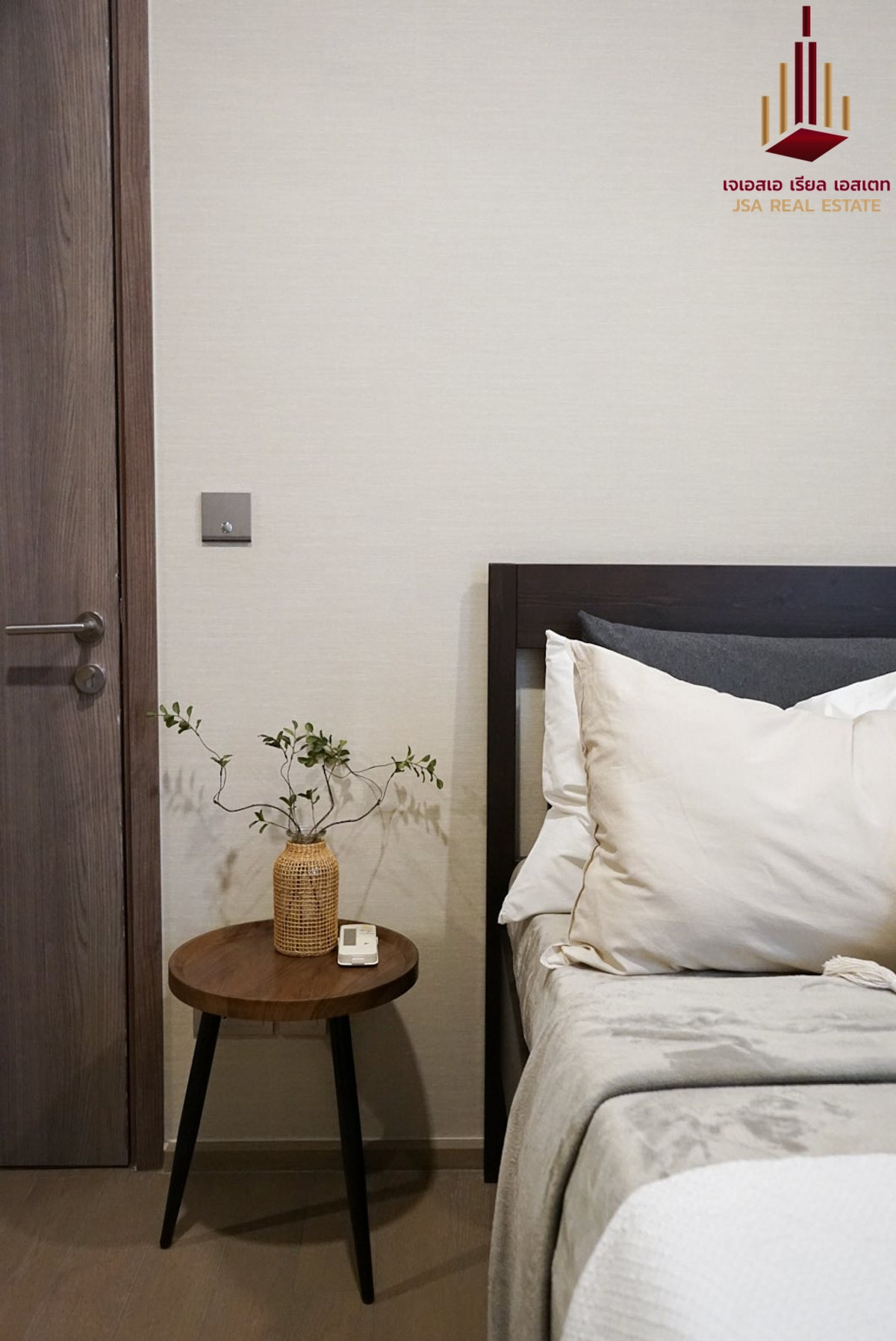 For RentCondoSukhumvit, Asoke, Thonglor : ✨ For Rent: Celes Asoke Condo ✨ 💰 Only 33,500 THB/month