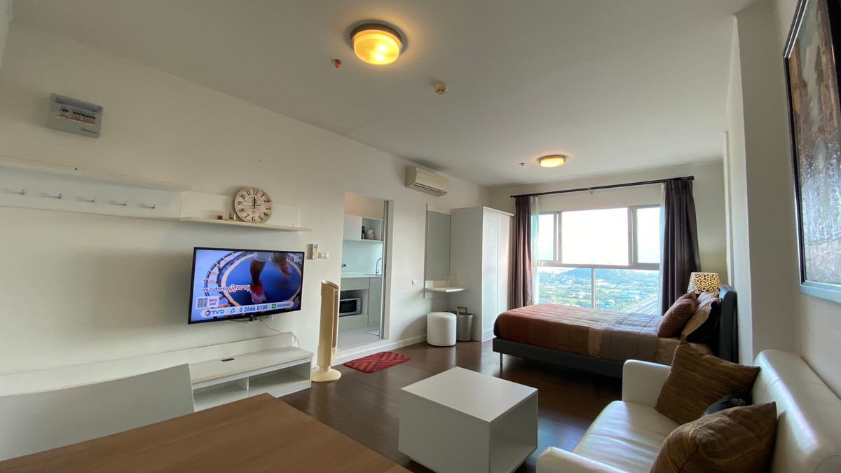 For RentCondoHuahin, Prachuap Khiri Khan, Pran Buri : Beautiful room, high floor view, very spectacular, overlooking the sea, near True Arena Condo Condo Baan Kiang Fah for rent.